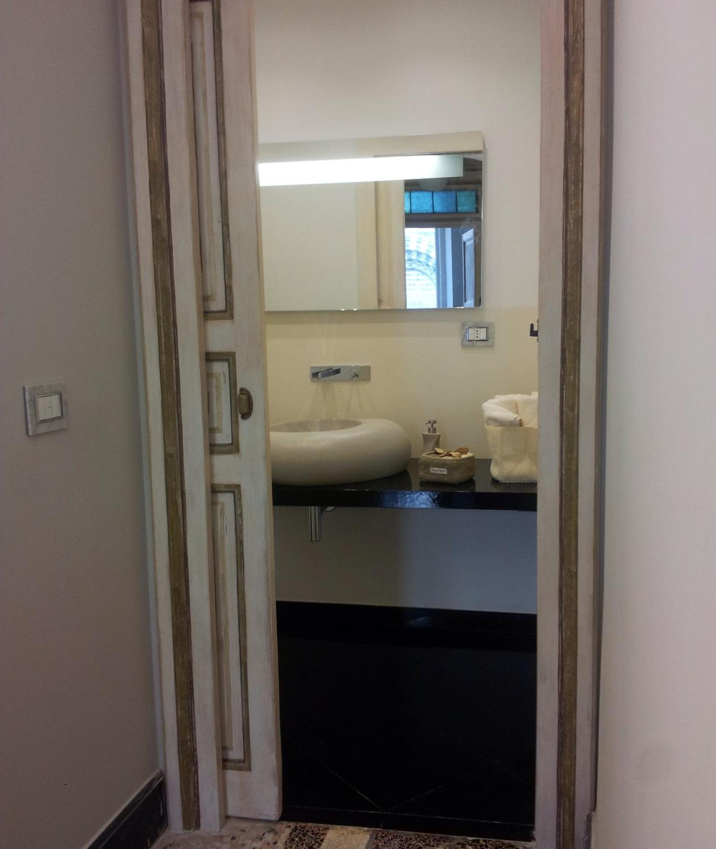 Two-Bedroom Apartment - Photo 22