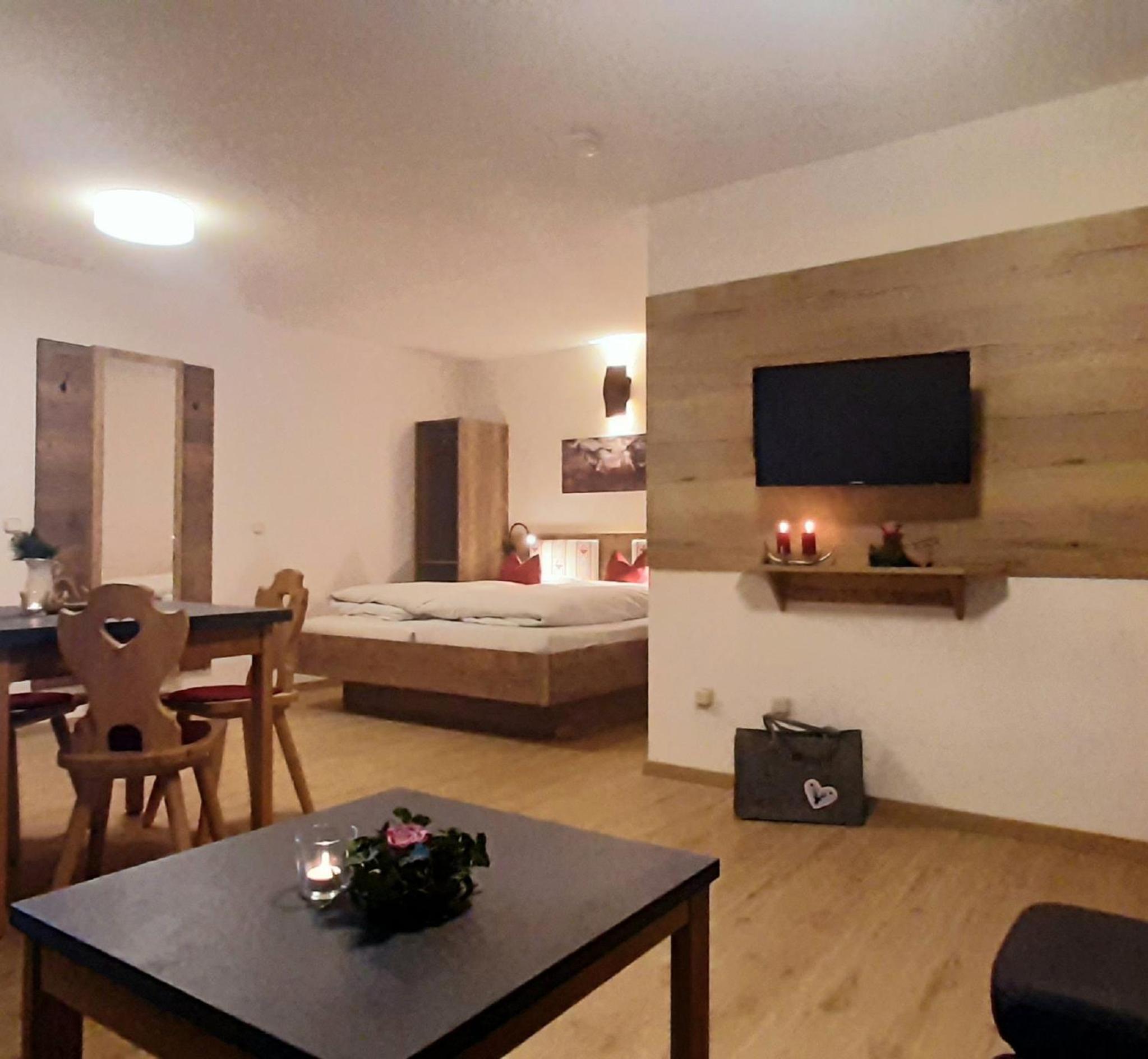 Apartment photo 2