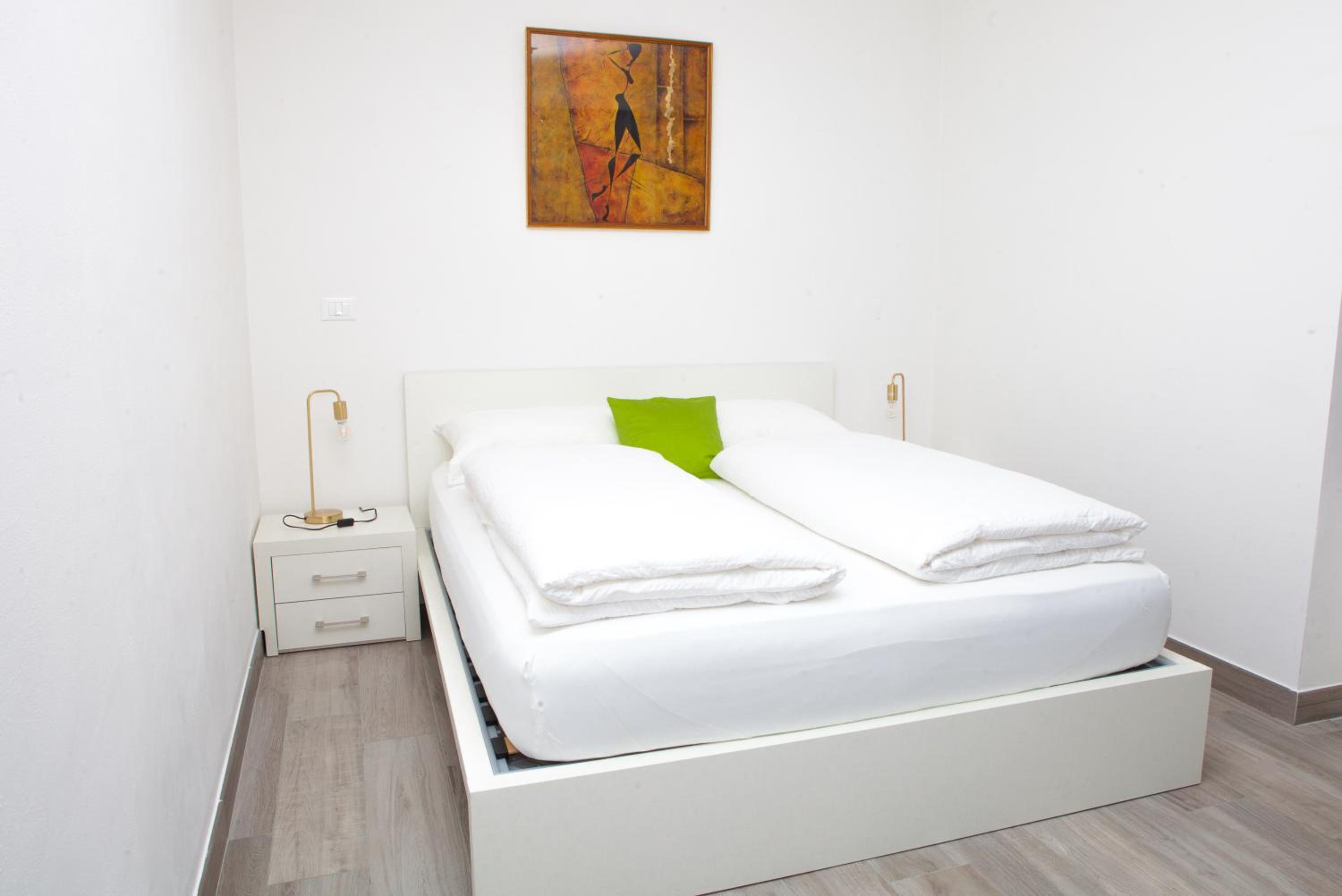 Studio with Sofa Bed