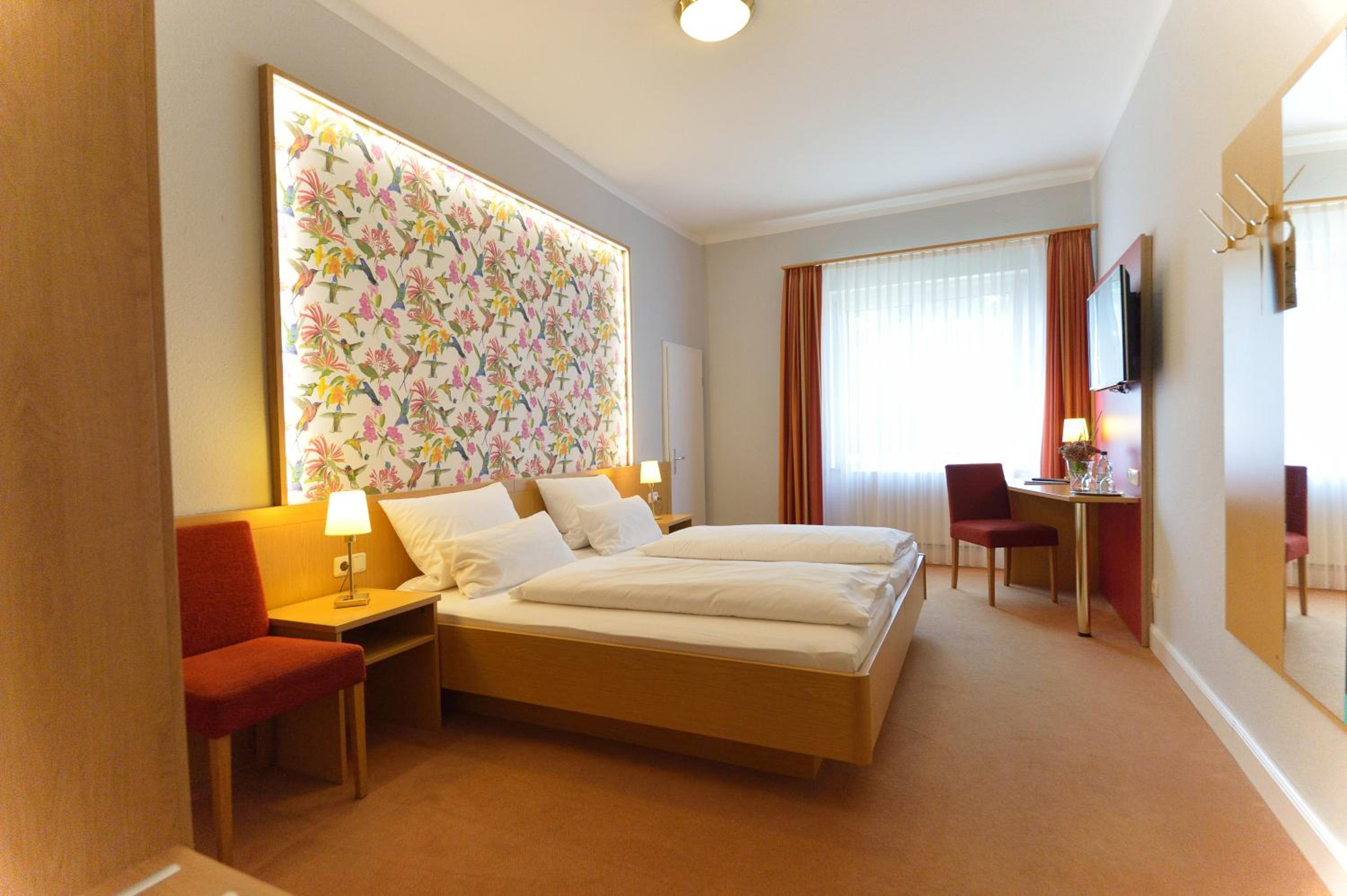 Double Room - Photo 6