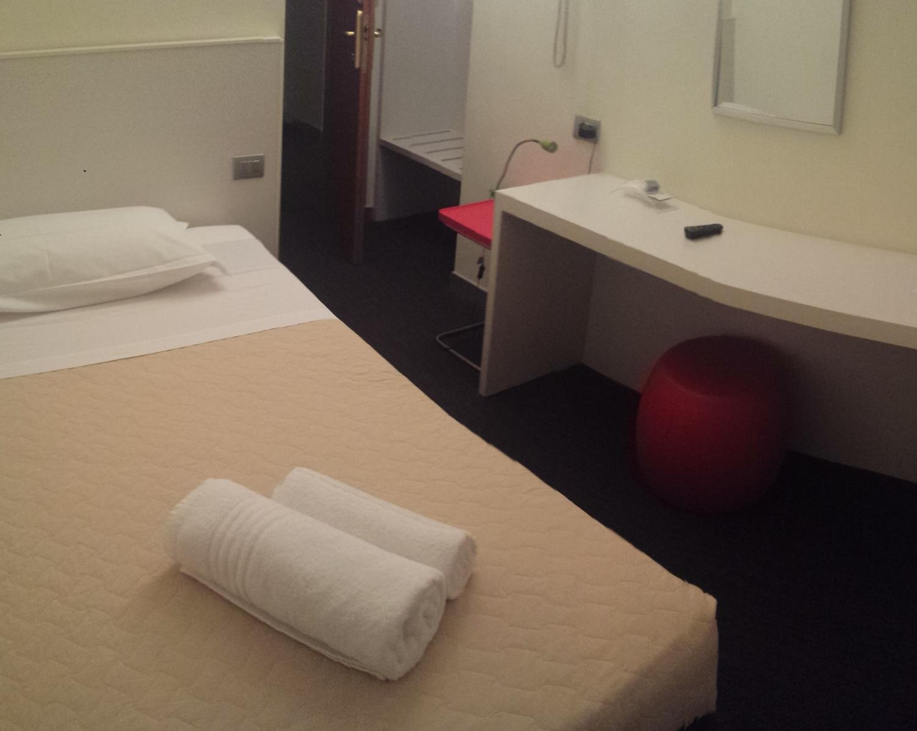 Single Room photo 1