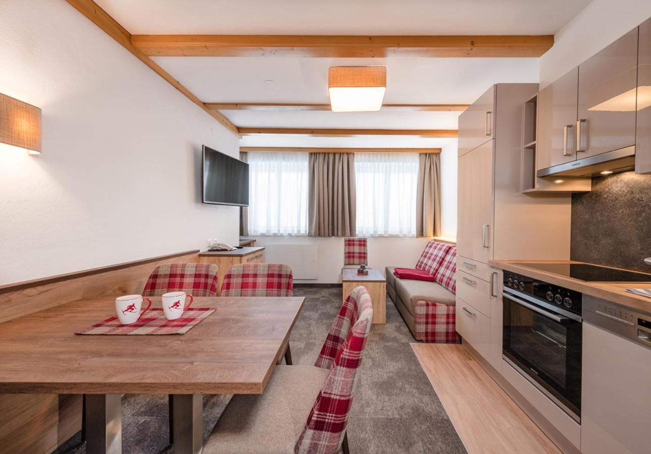 One-Bedroom Apartment (4 Adults) photo 3