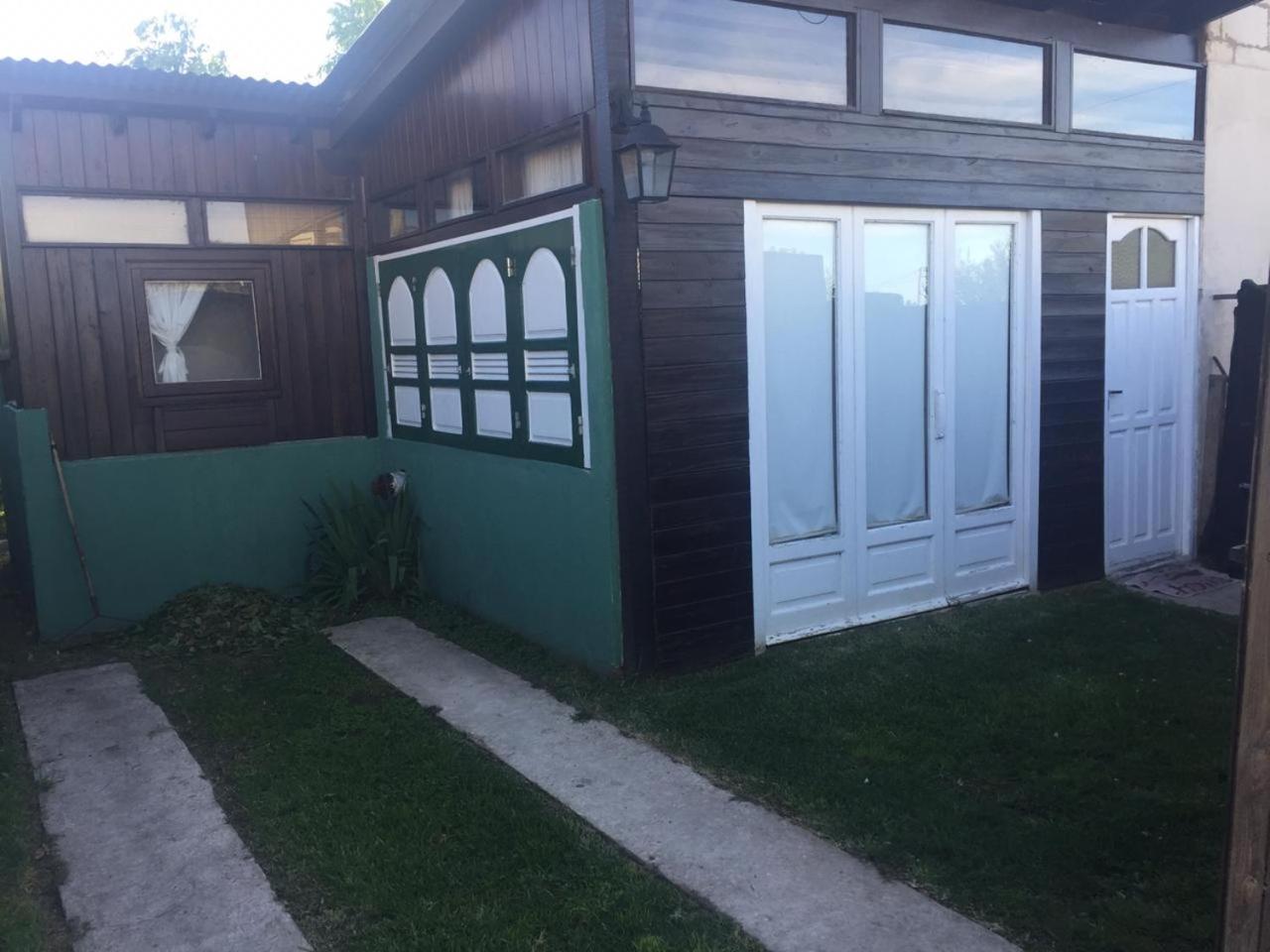 One-Bedroom House photo 2