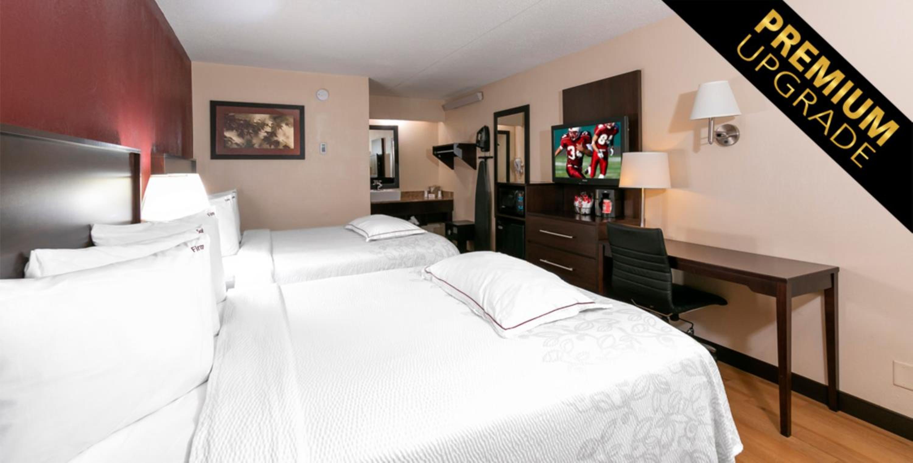 Premium Room with Two Double Beds Smoke Free (Upgraded Bedding & Snack) - Photo 4