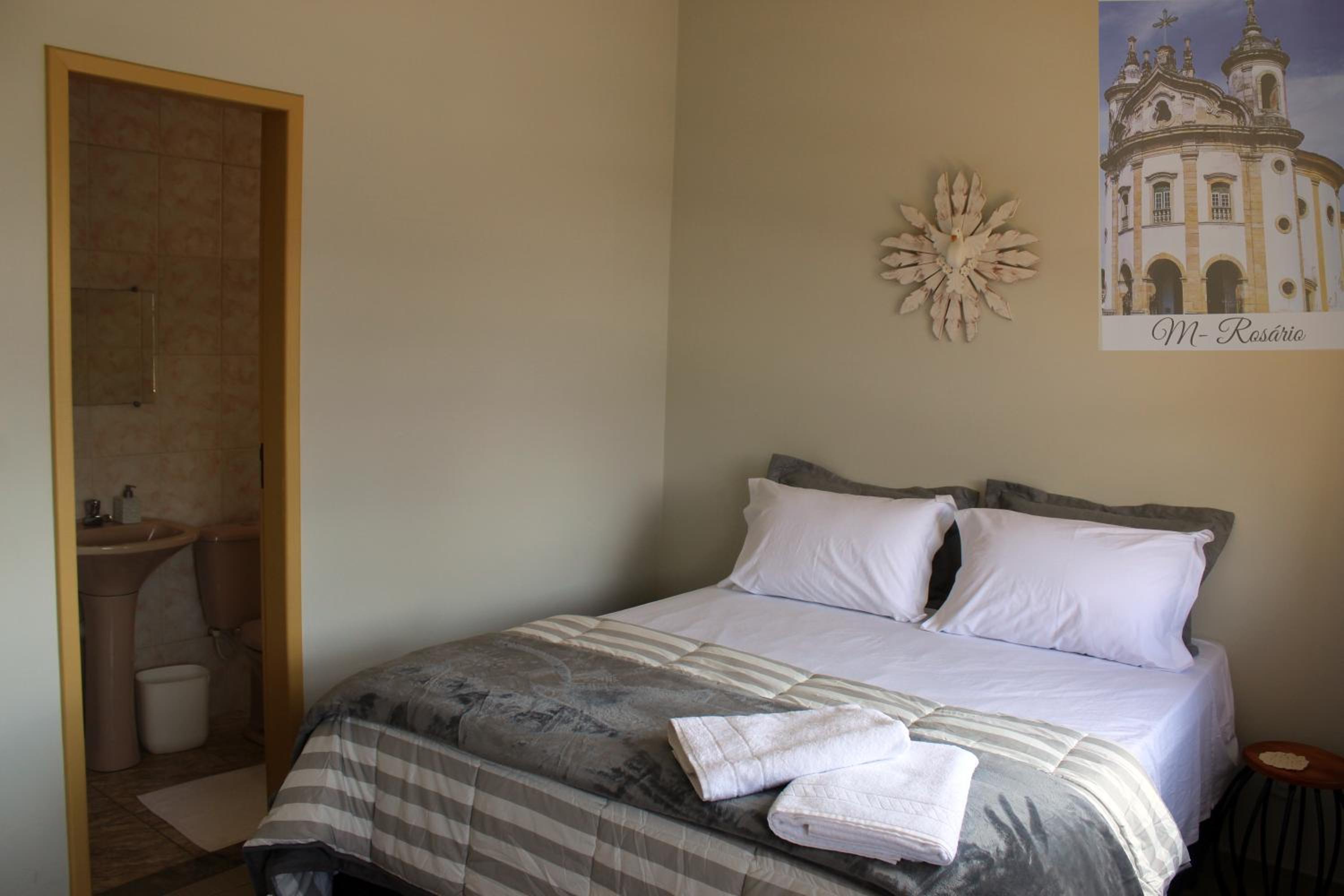 One-Bedroom Suite - Photo 1