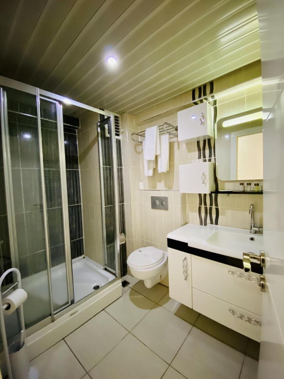 Comfort Quadruple Room - Photo 4