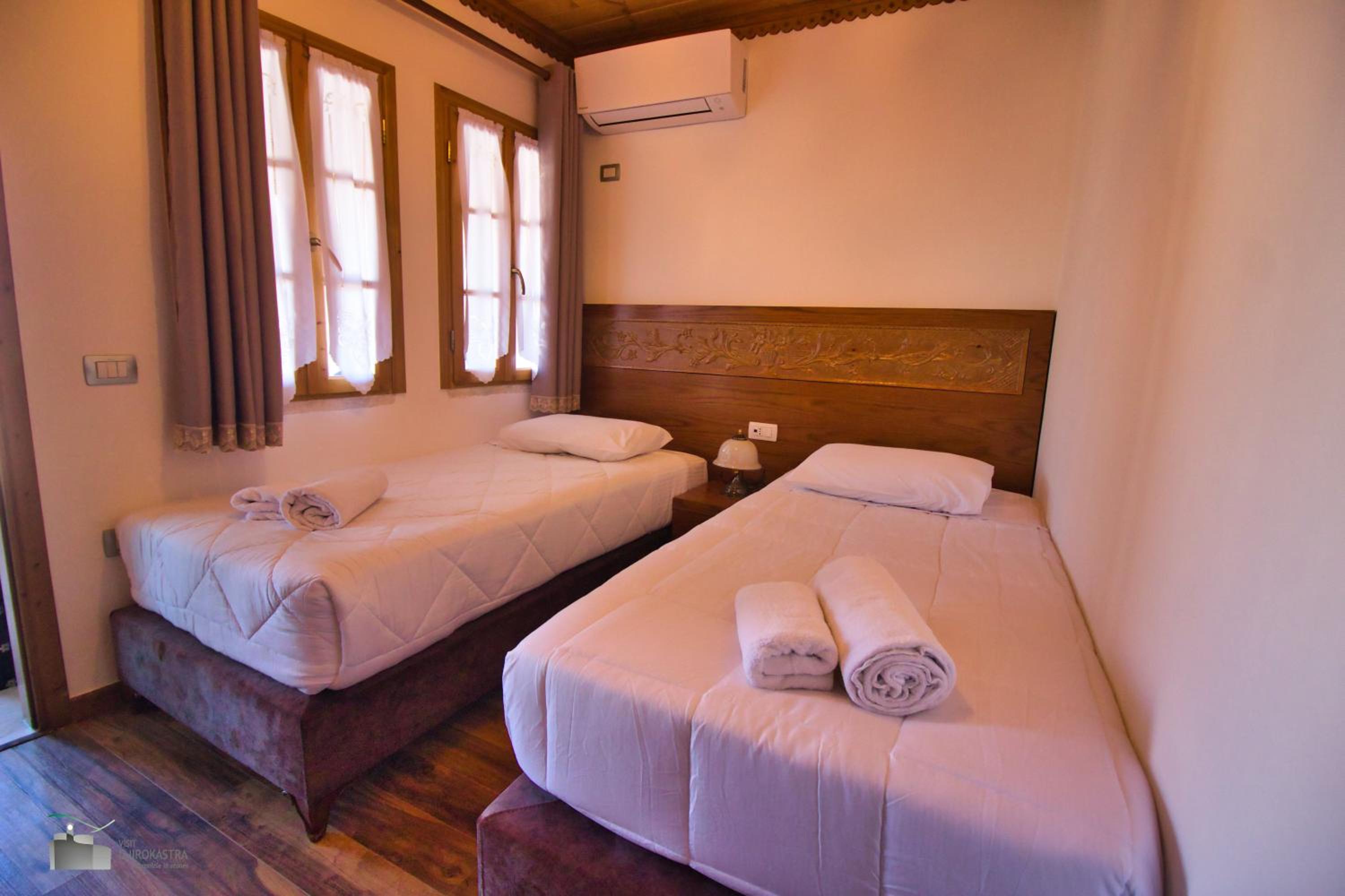 Twin Room with Balcony photo 3