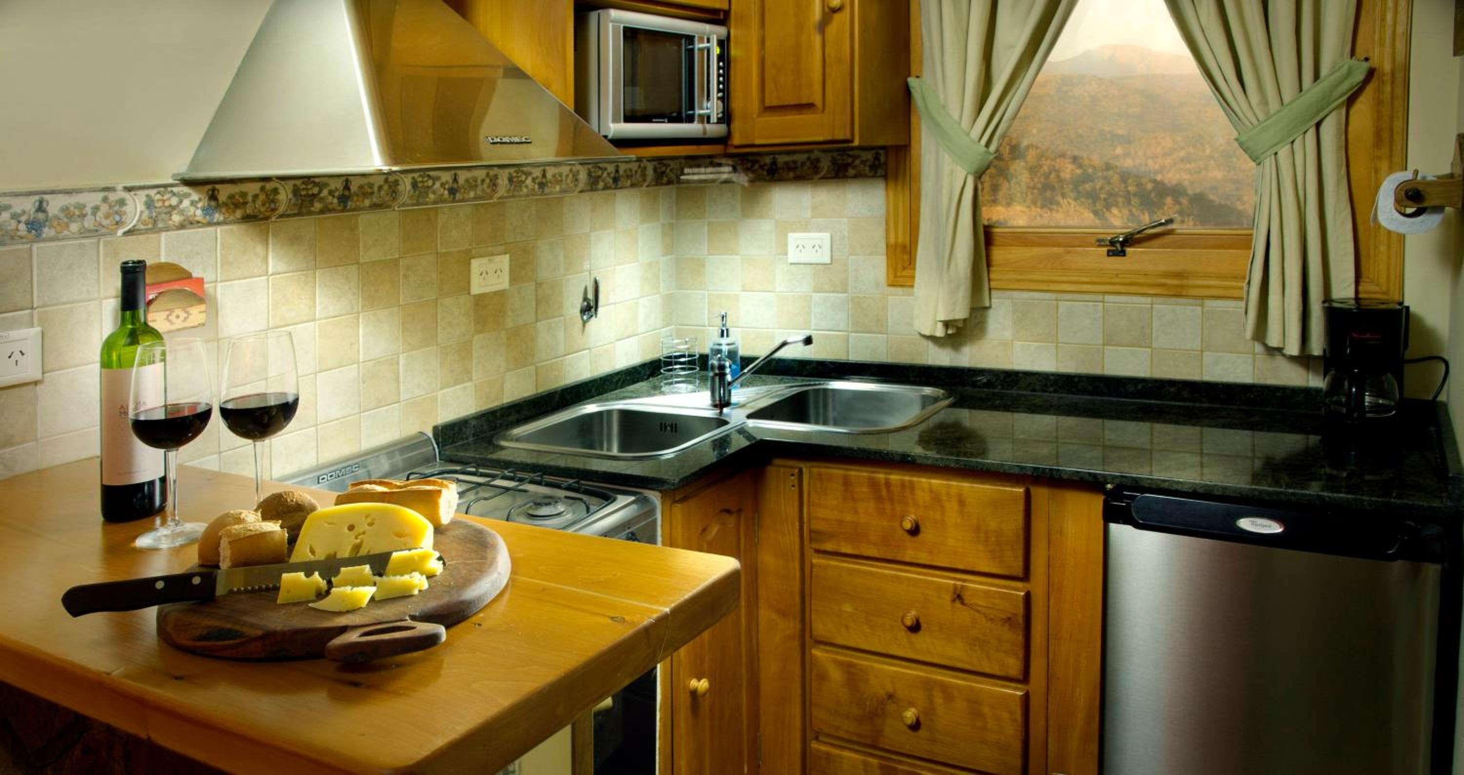 Suite with Lake View photo 3