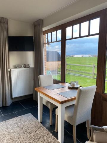 Deluxe Double Room with Shower photo 2
