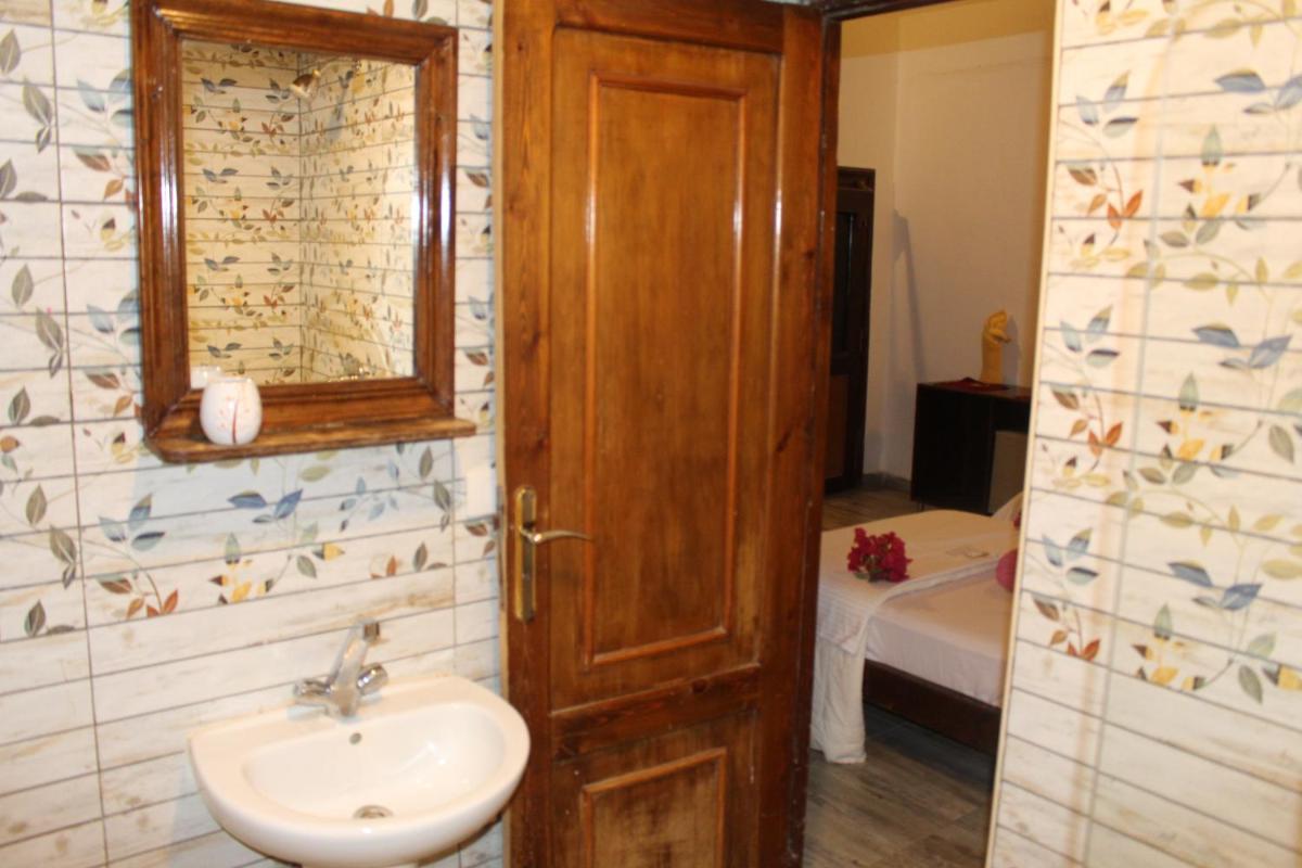 Double or Twin Room with Garden View photo 1