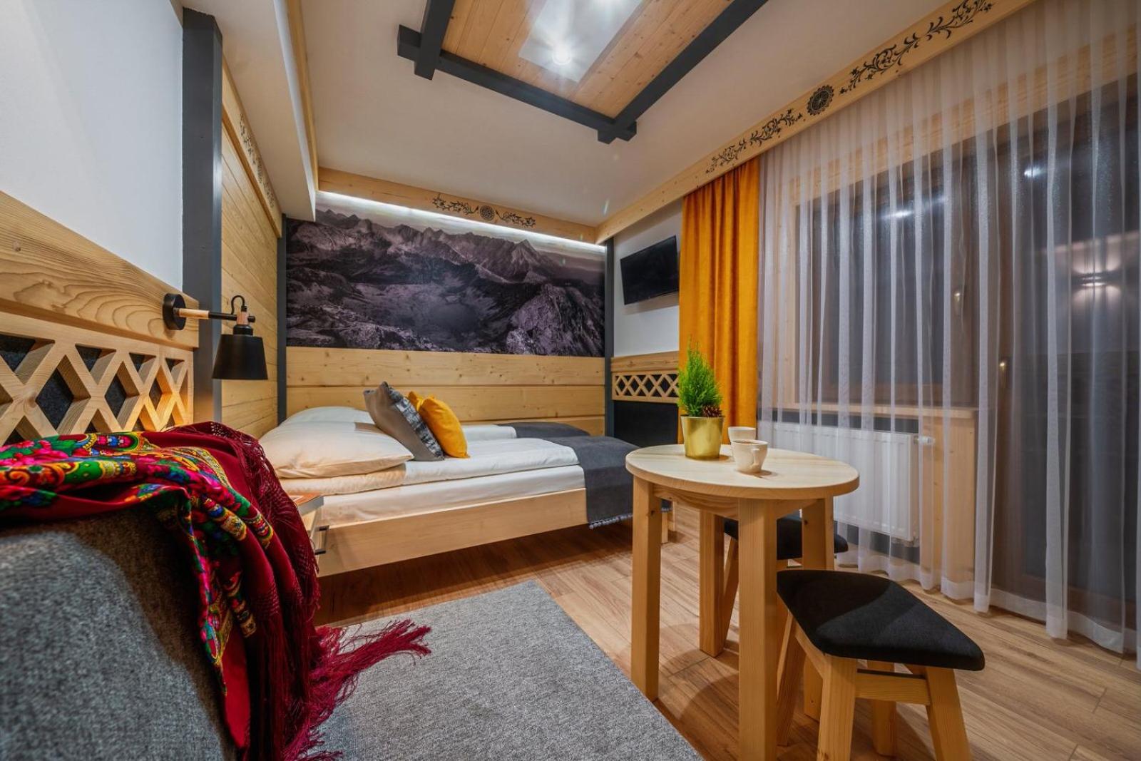 Deluxe Double Room - Photo 29