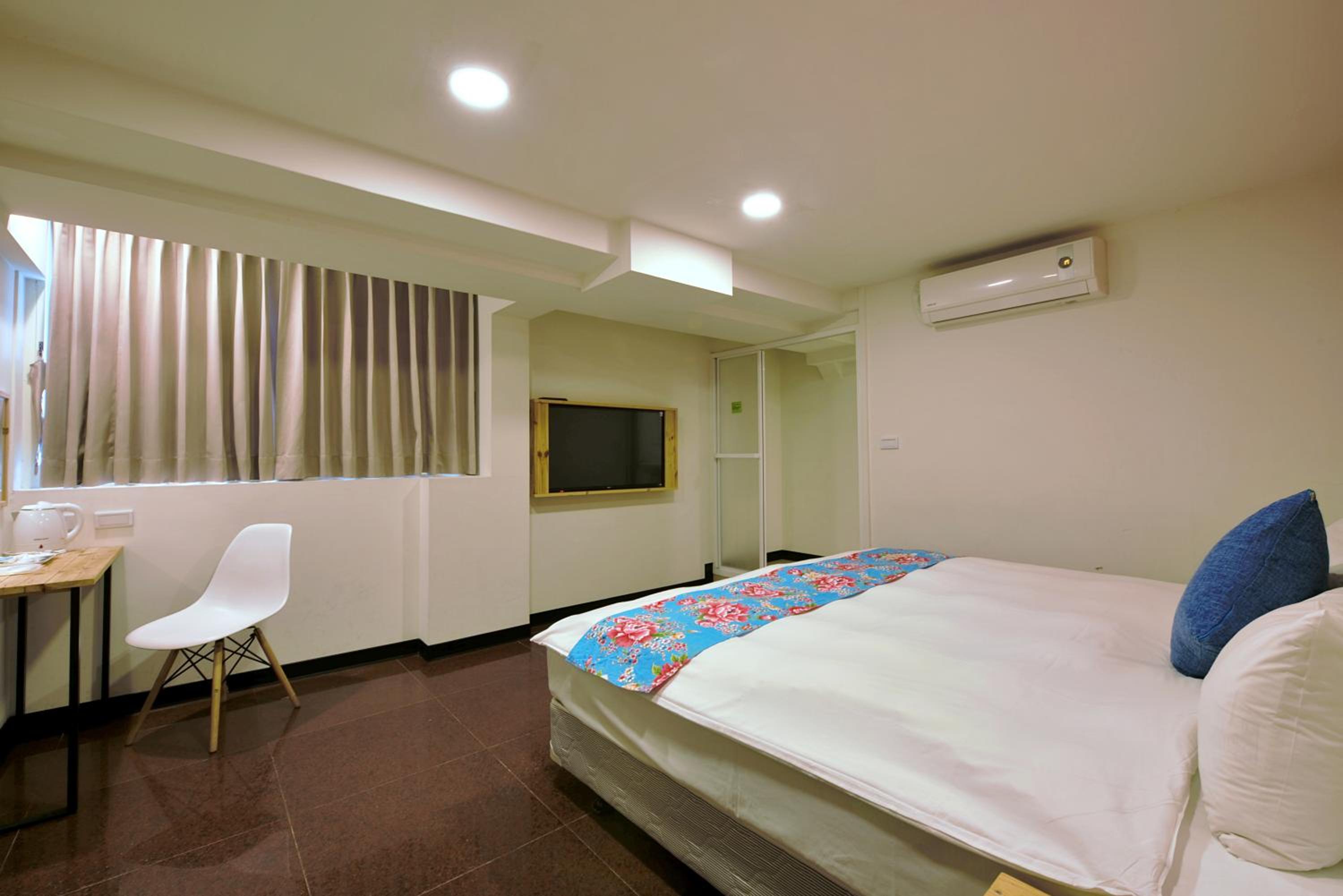 Standard Double Room photo 2