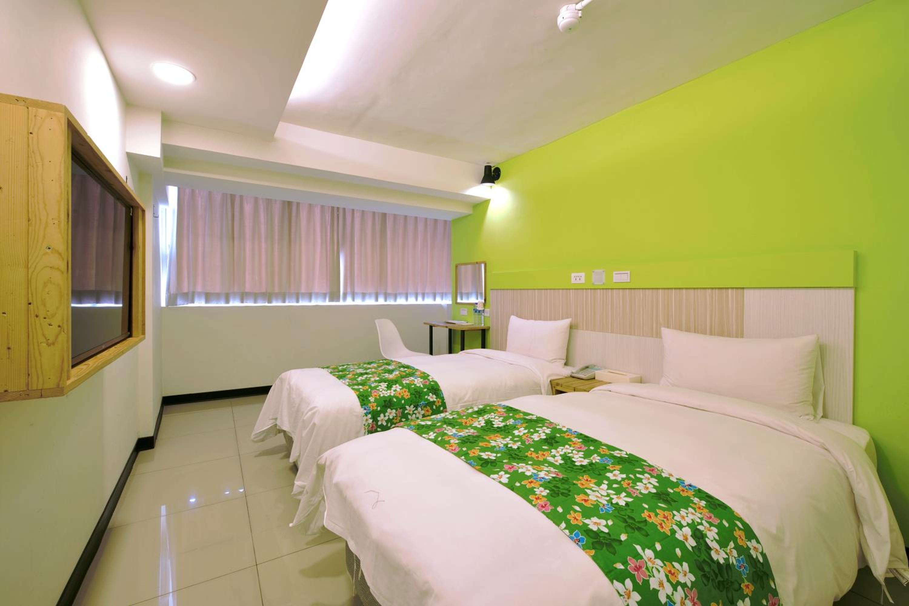 Standard Twin Room photo 3
