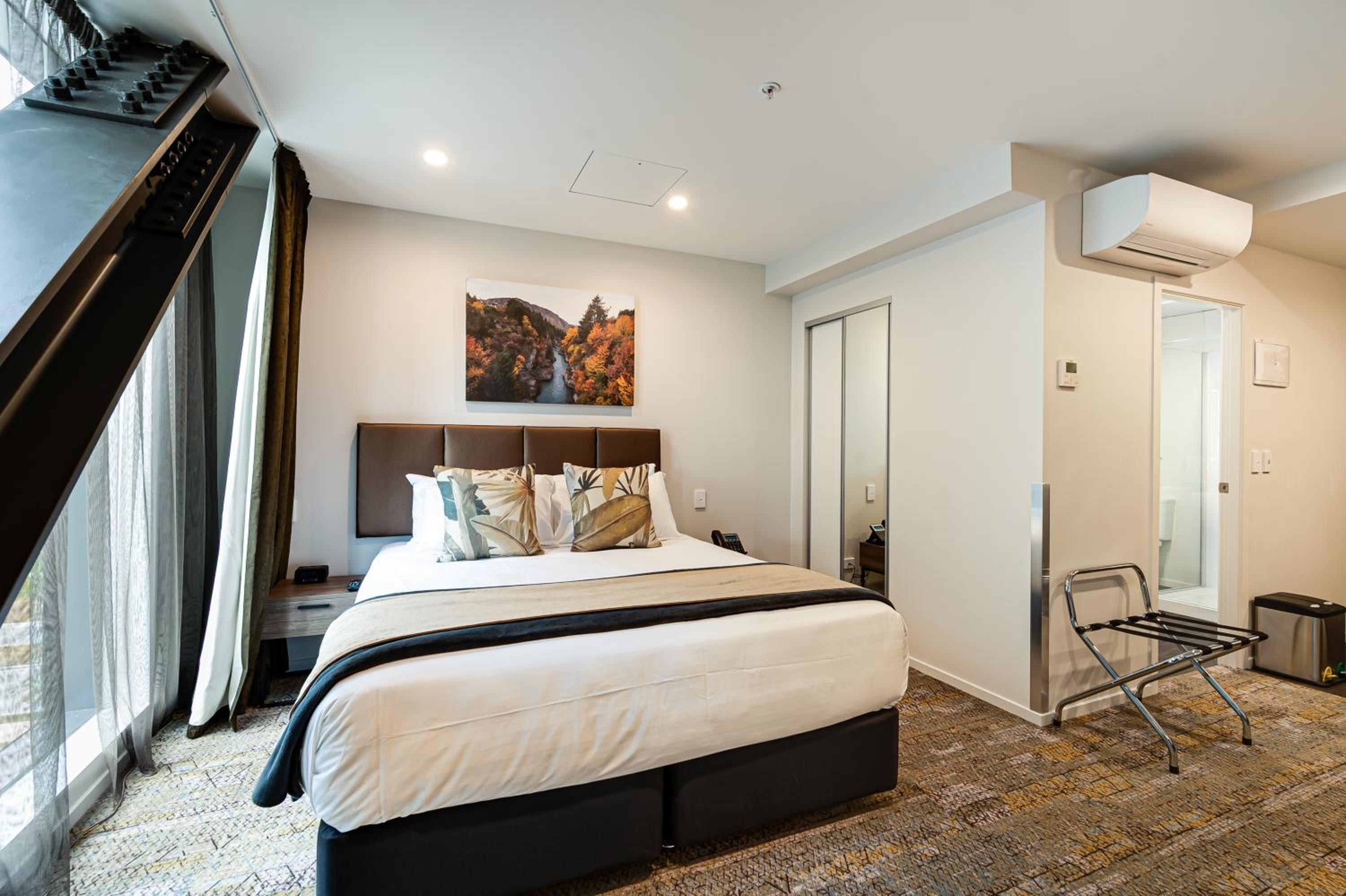 Studio Apartment - Mountain View - Photo 6