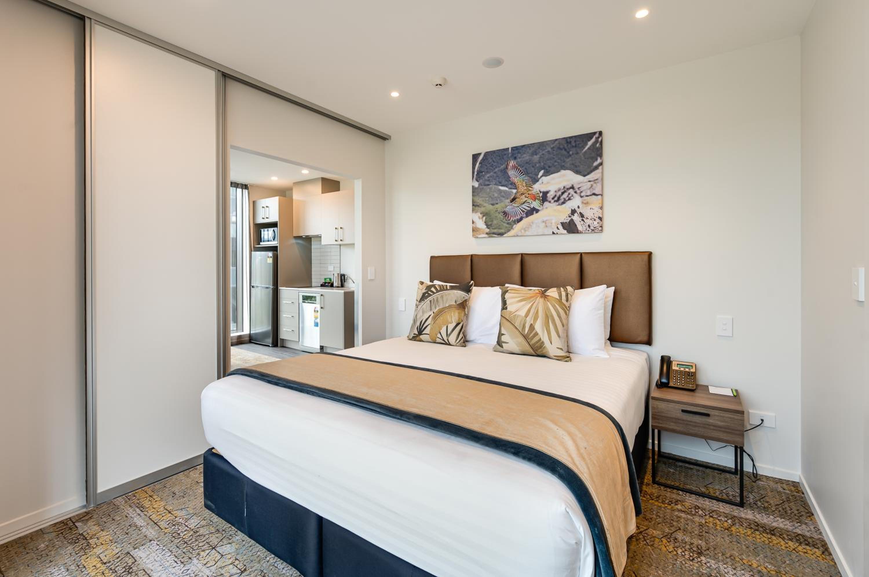Studio Apartment - Mountain View - Photo 10