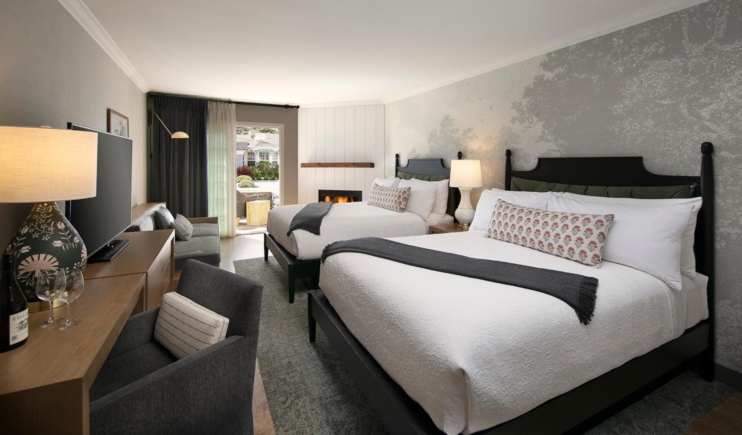 Deluxe Queen Room with Two Queen Beds - Photo 1