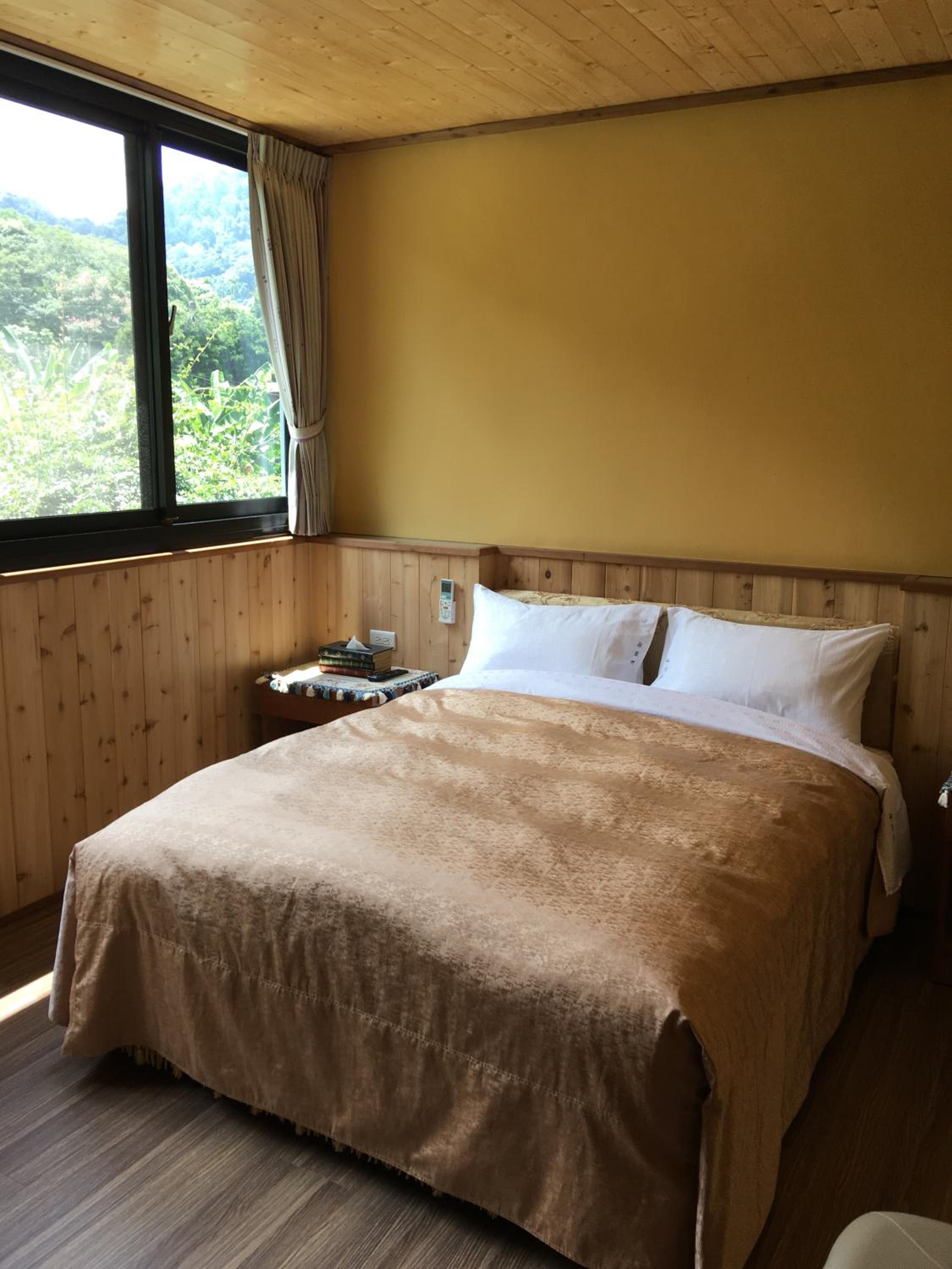 Deluxe Double Room with Shower photo 1