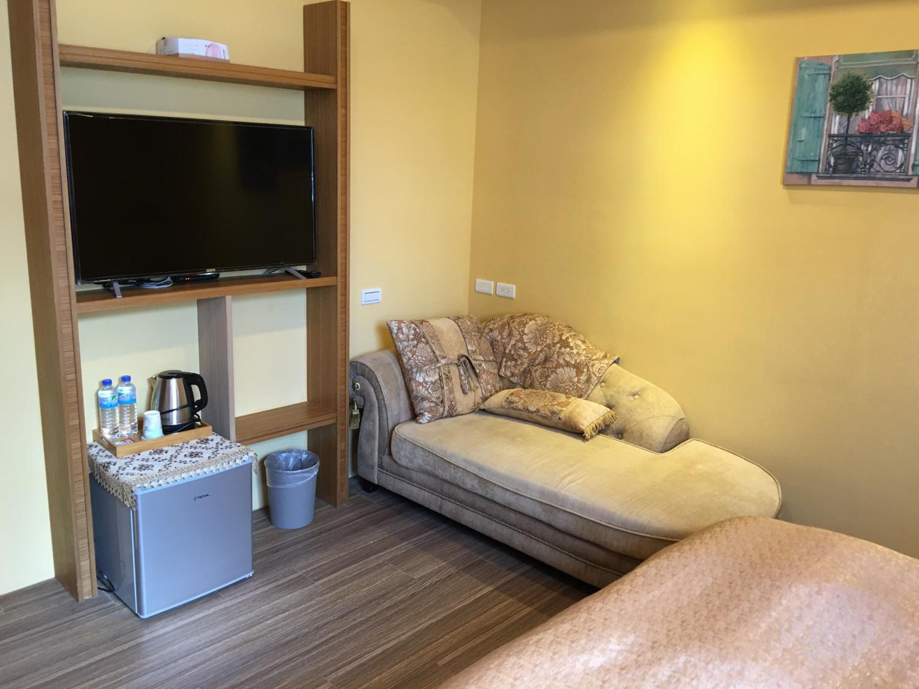 Deluxe Double Room with Shower photo 3