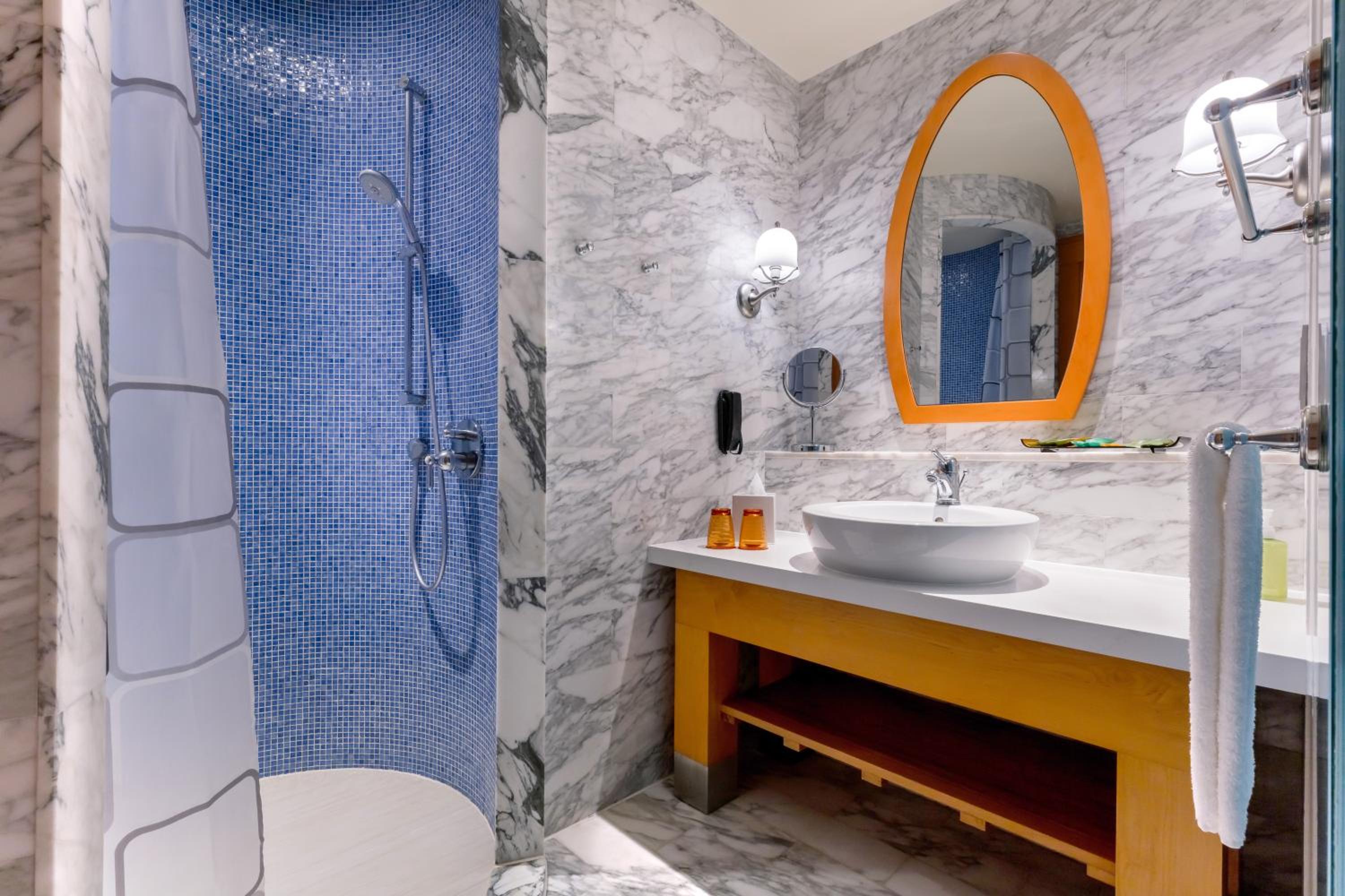 3D2N Seas The Day Package - Deluxe Room with complimentary One-Day Tickets for 2 People to Singapore Oceanarium photo 1