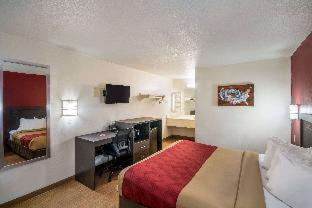 King Room - Non-Smoking photo 2
