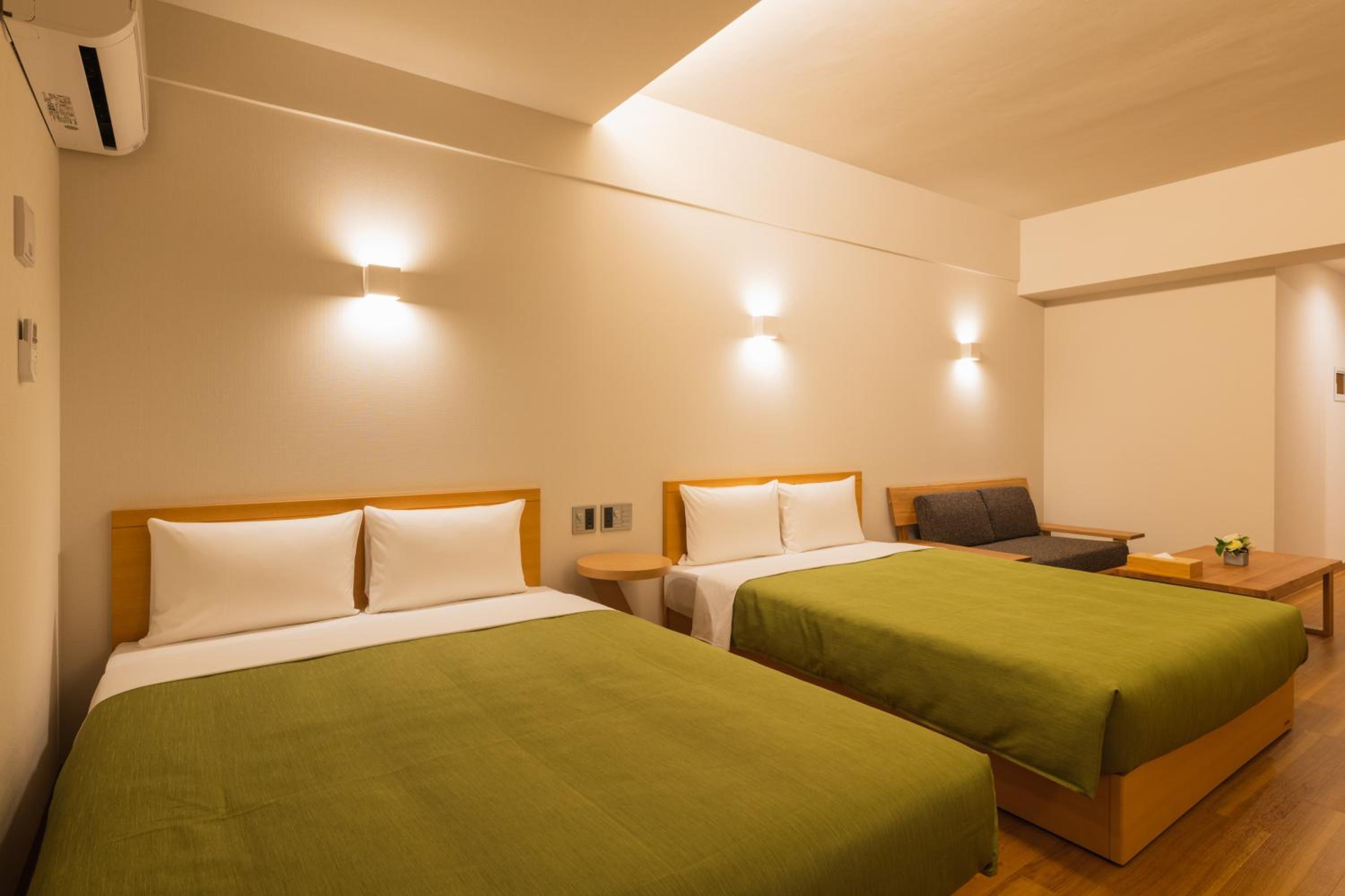 Standard Twin Room - Photo 22