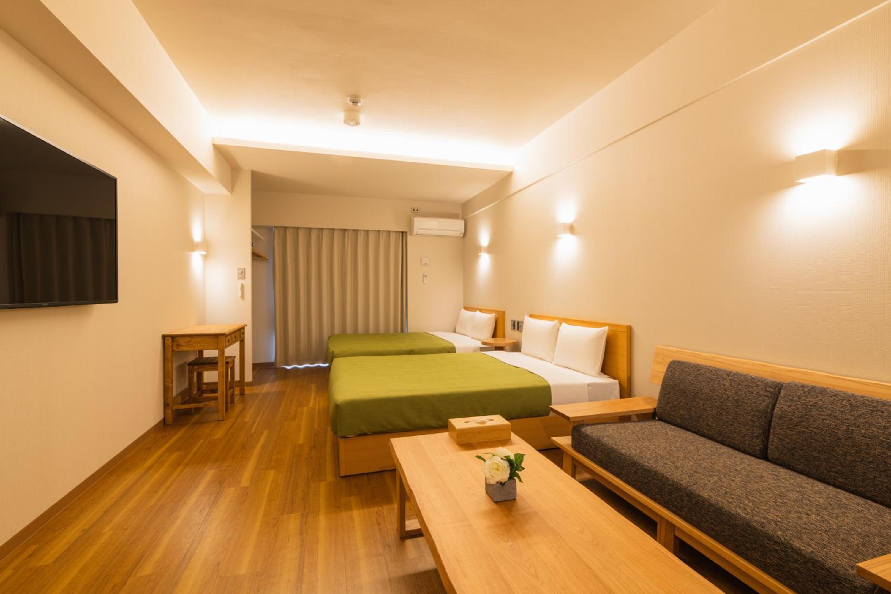Standard Twin Room - Photo 1