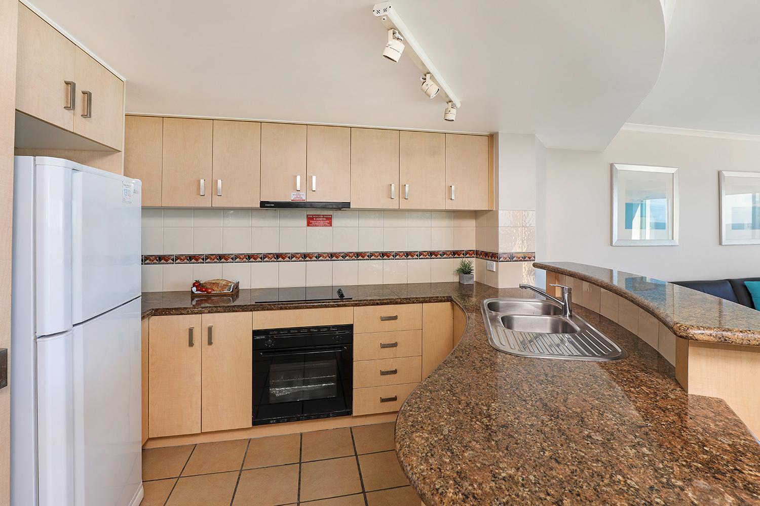 Three-Bedroom Apartment with Sea View photo 3