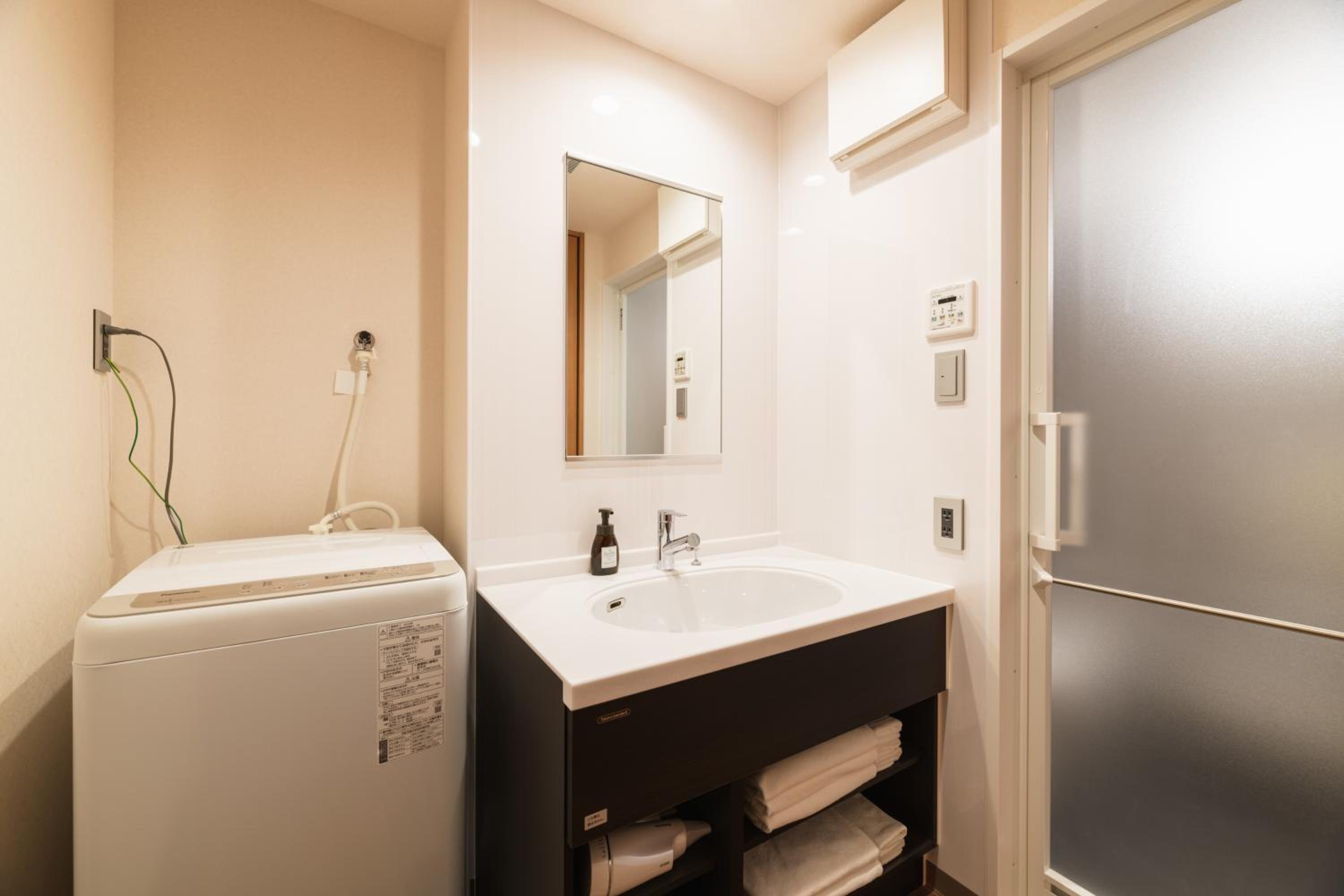 Standard Triple Room - Photo 21