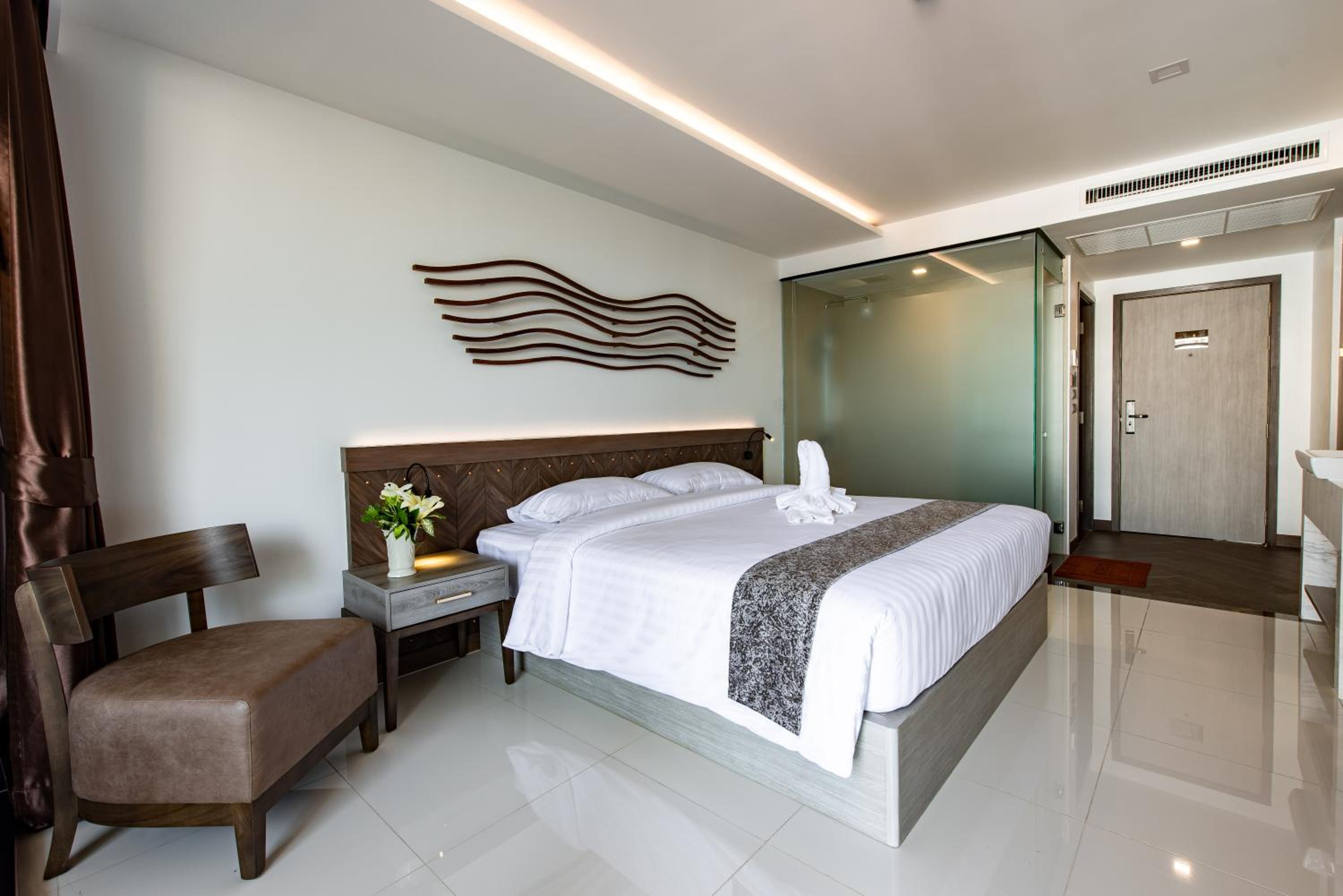 Double Room - Photo 7