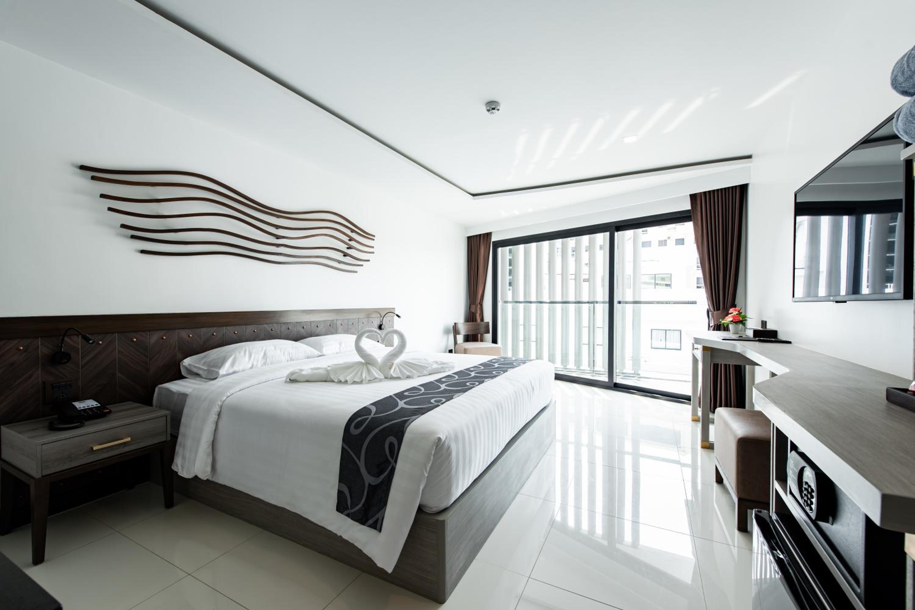 Double Room - Photo 5