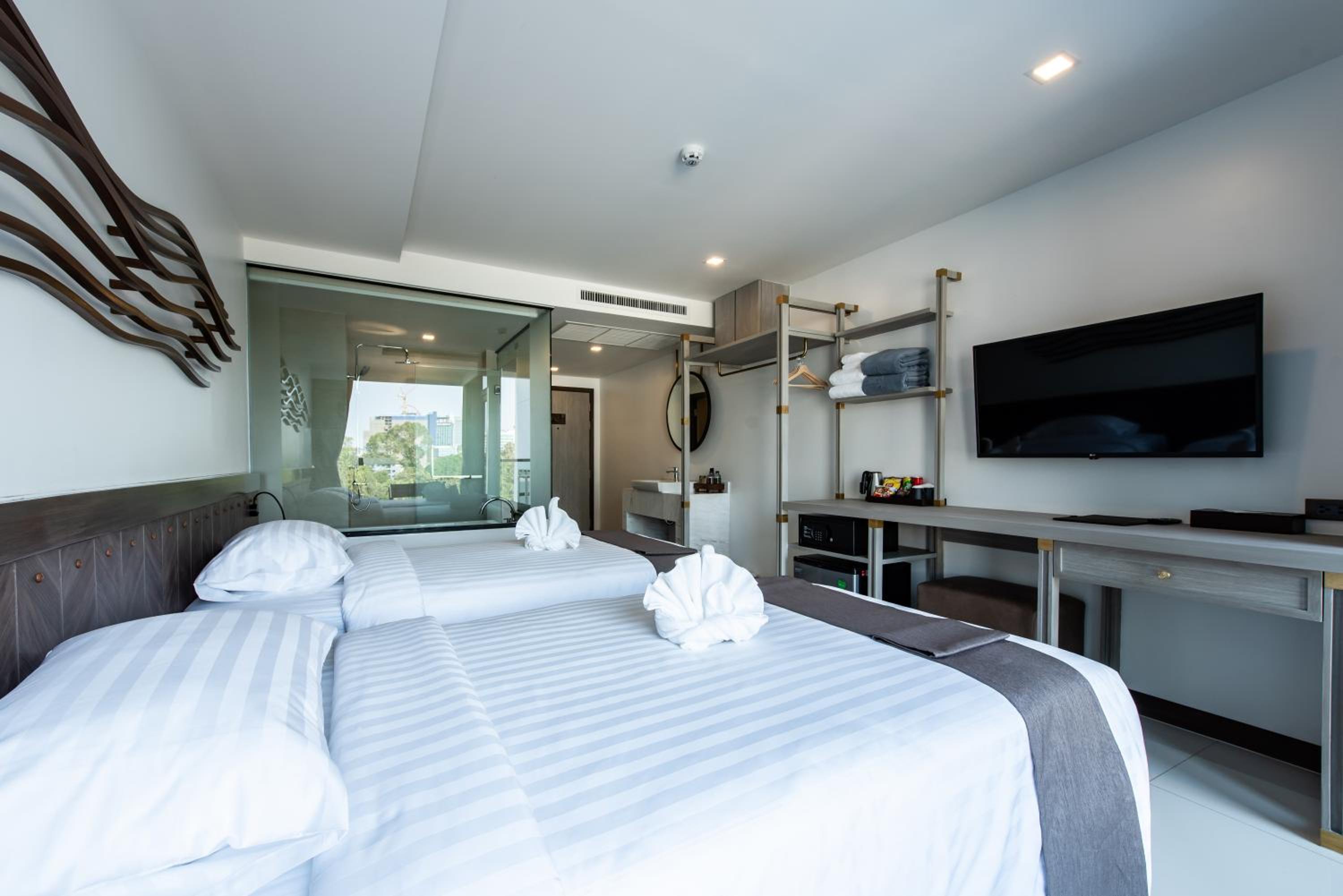 Standard Double Room - Photo 5