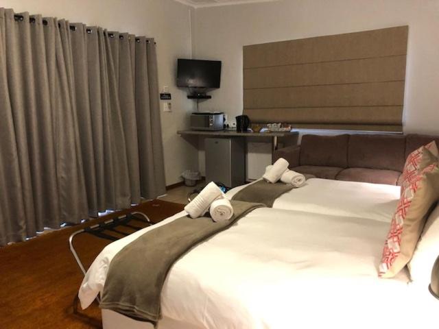 Standard Triple Room photo 3