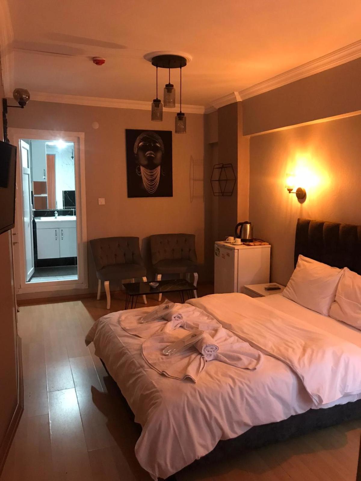 Standard Double Room photo 2