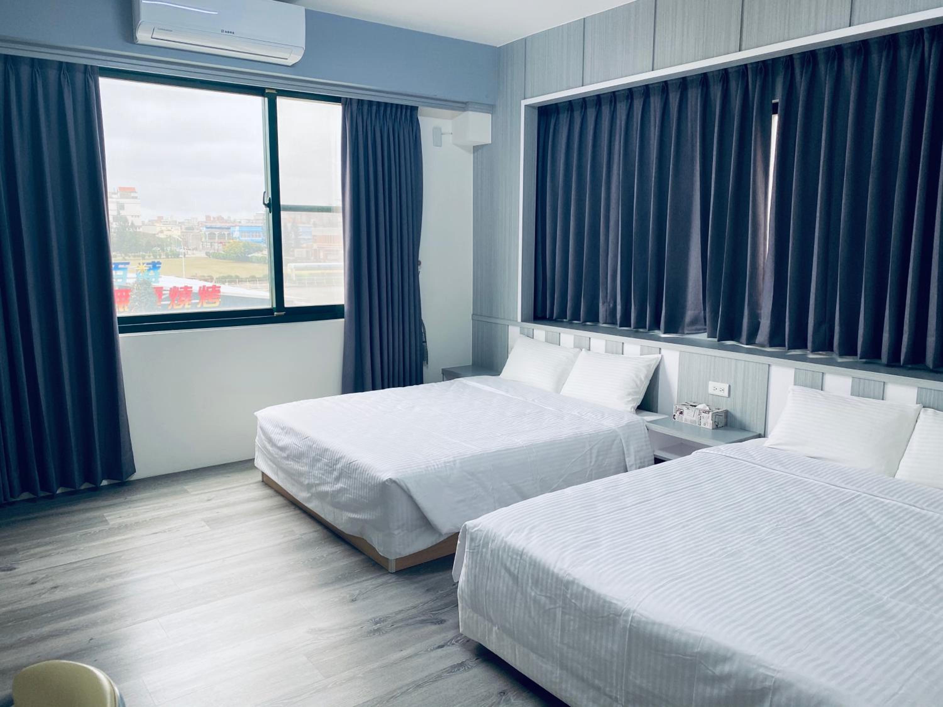 Quadruple Room with Sea View photo 1