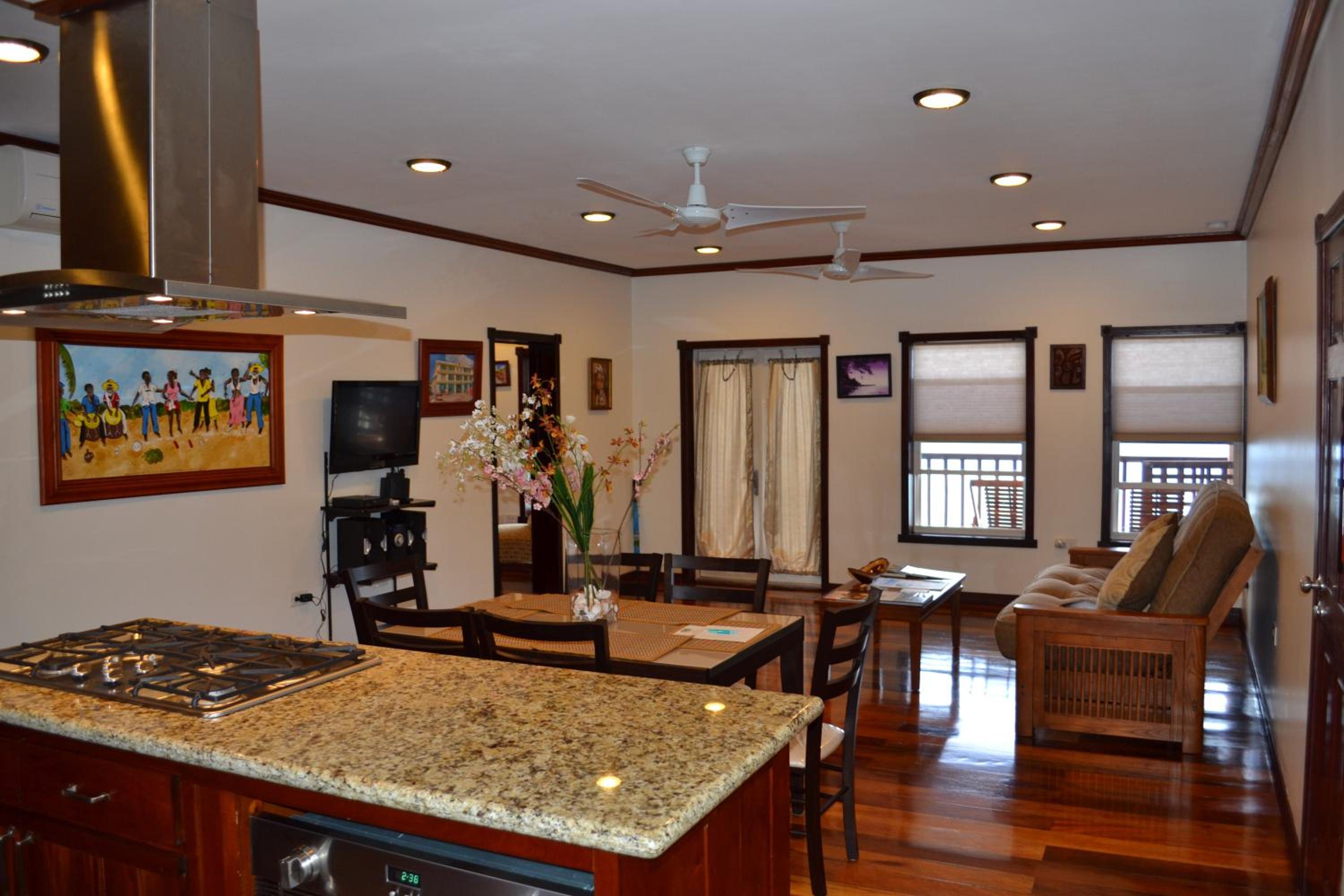 One Bedroom Deluxe Suite Ocean Front