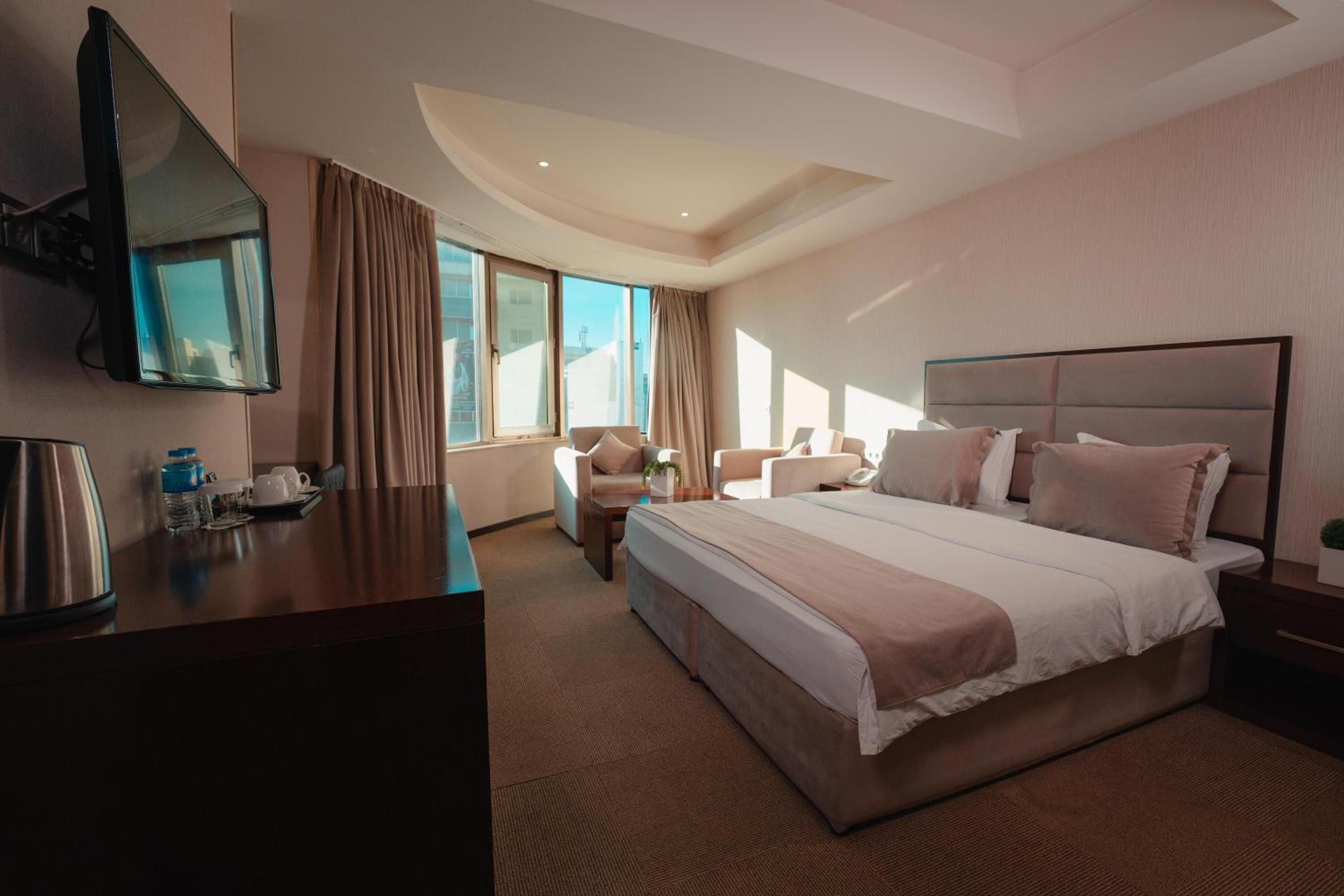 Double Room with City View photo 2