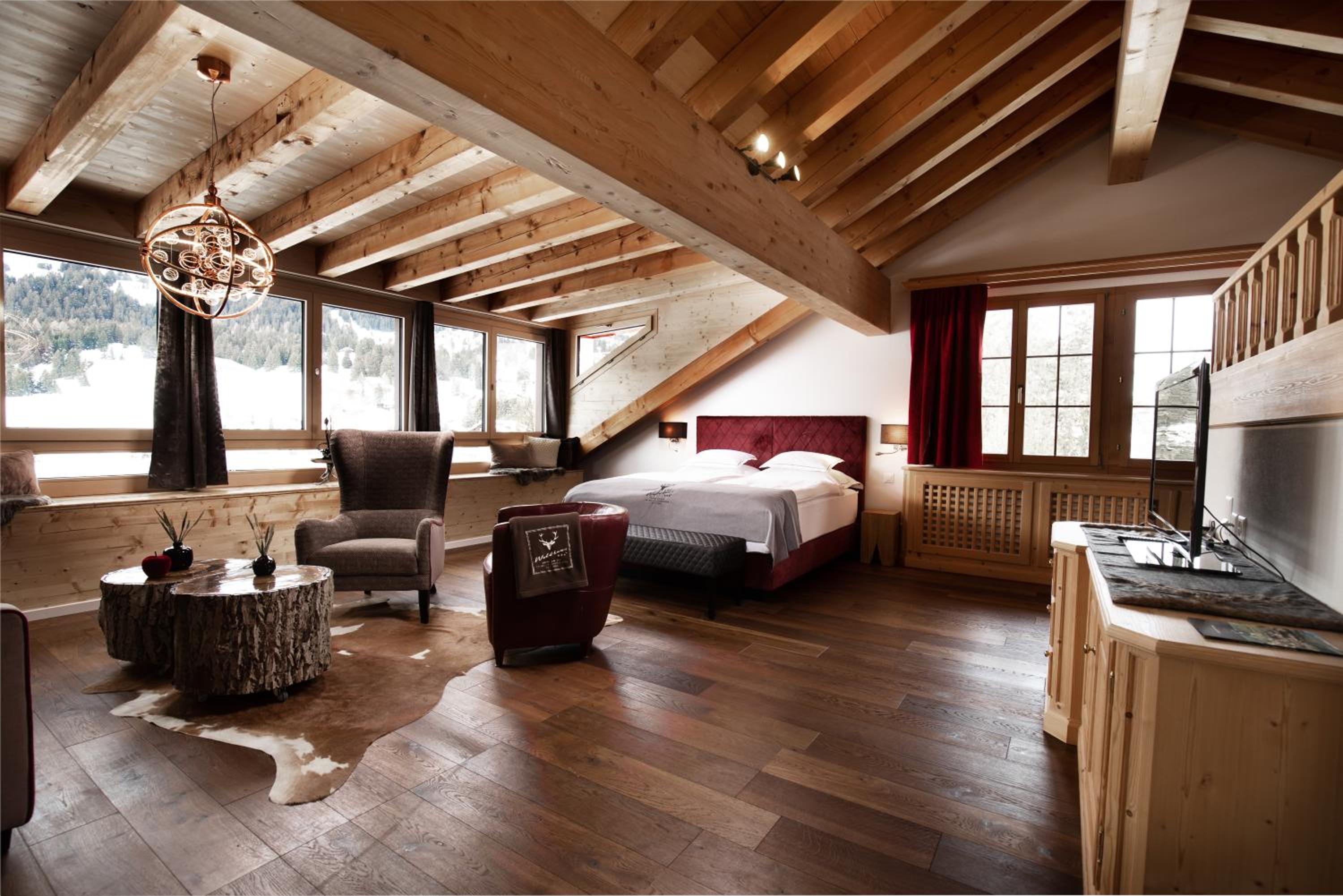 Suite with Mountain View photo 3