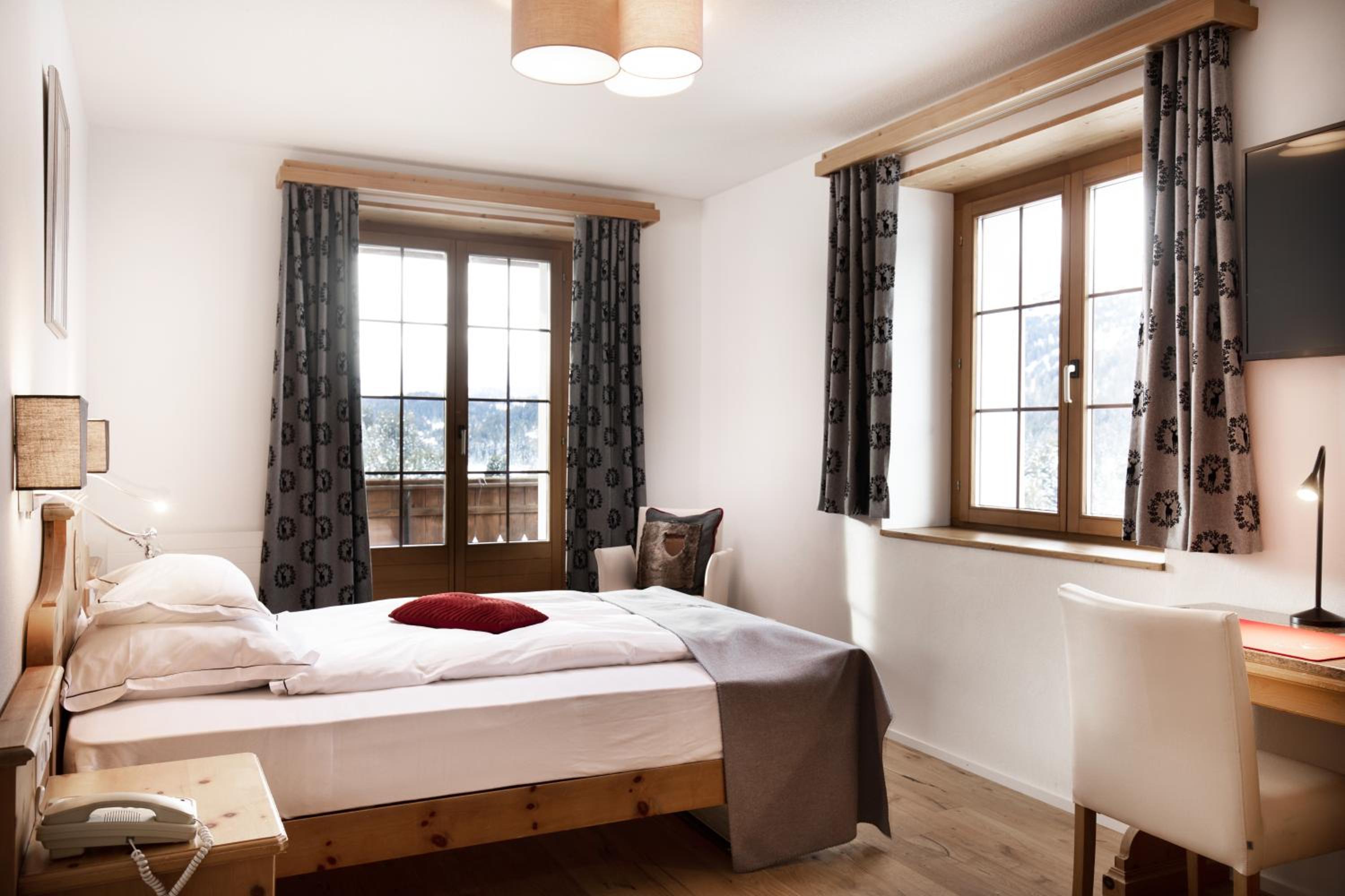Single Room with Lake View photo 1