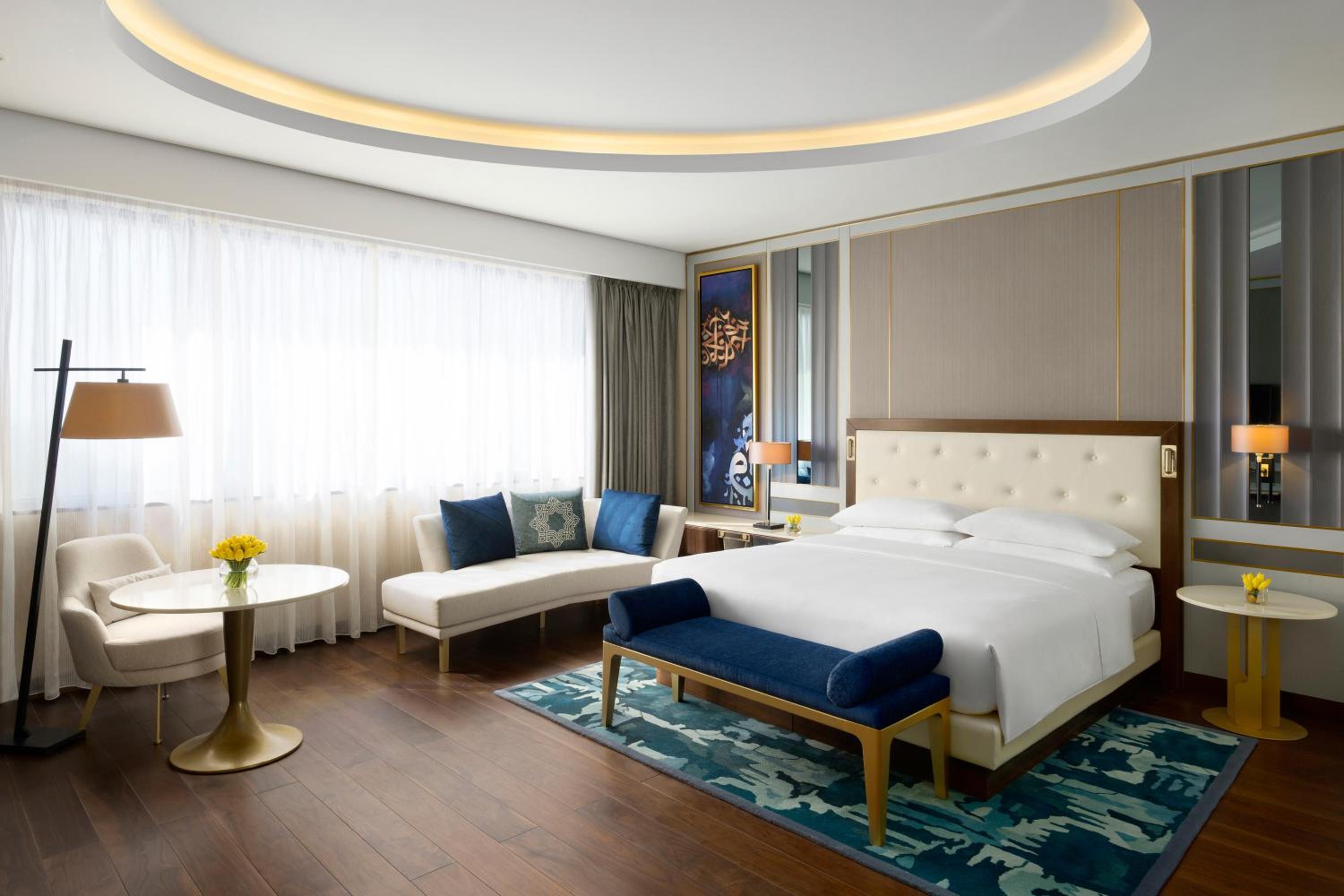 King Room - Club Access - Photo 8
