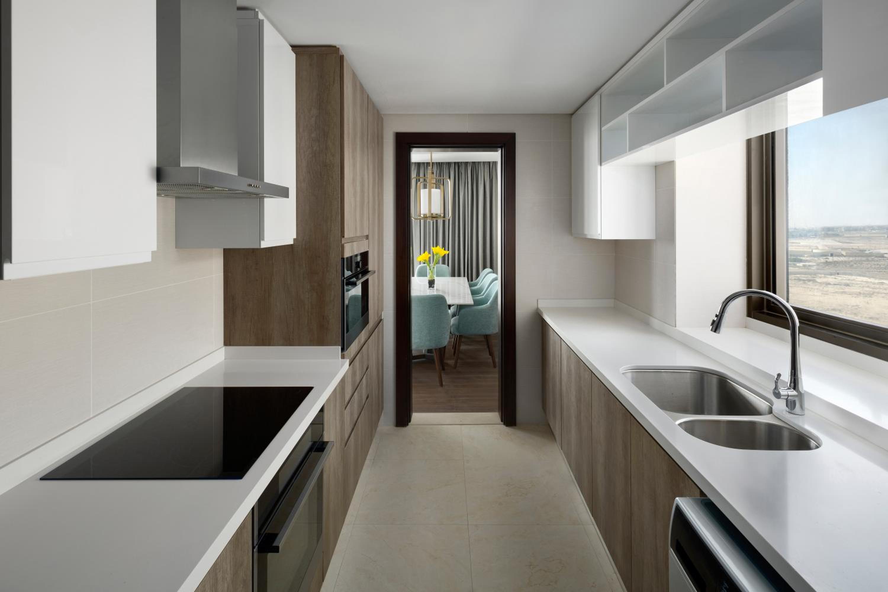 Three-Bedroom Apartment - Photo 4