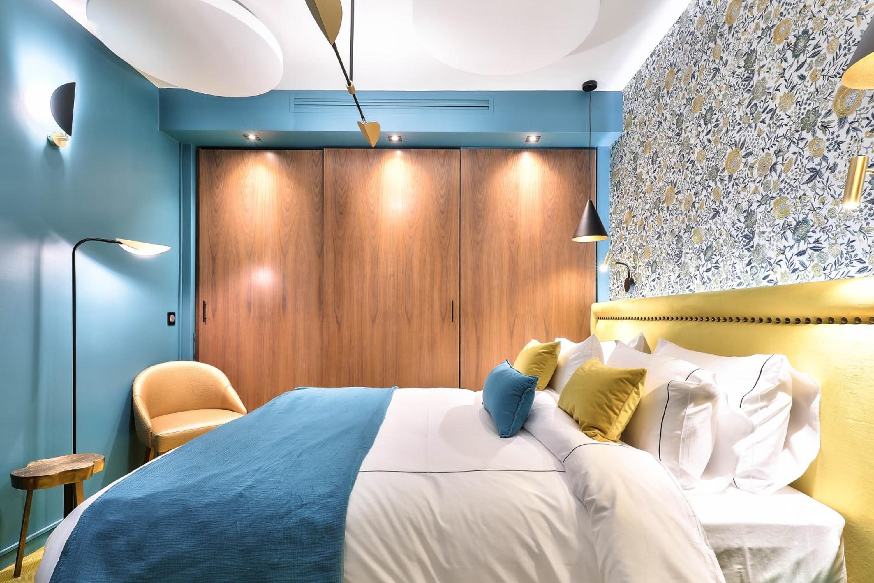 Montmartre Deluxe Room photo 3