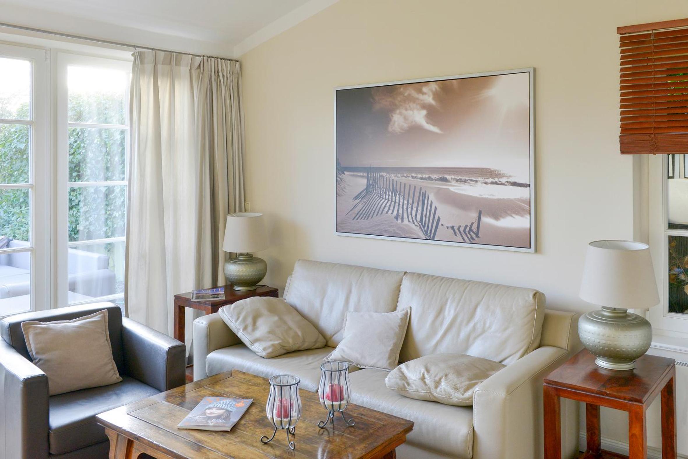 One-Bedroom Apartment with Terrace photo 1