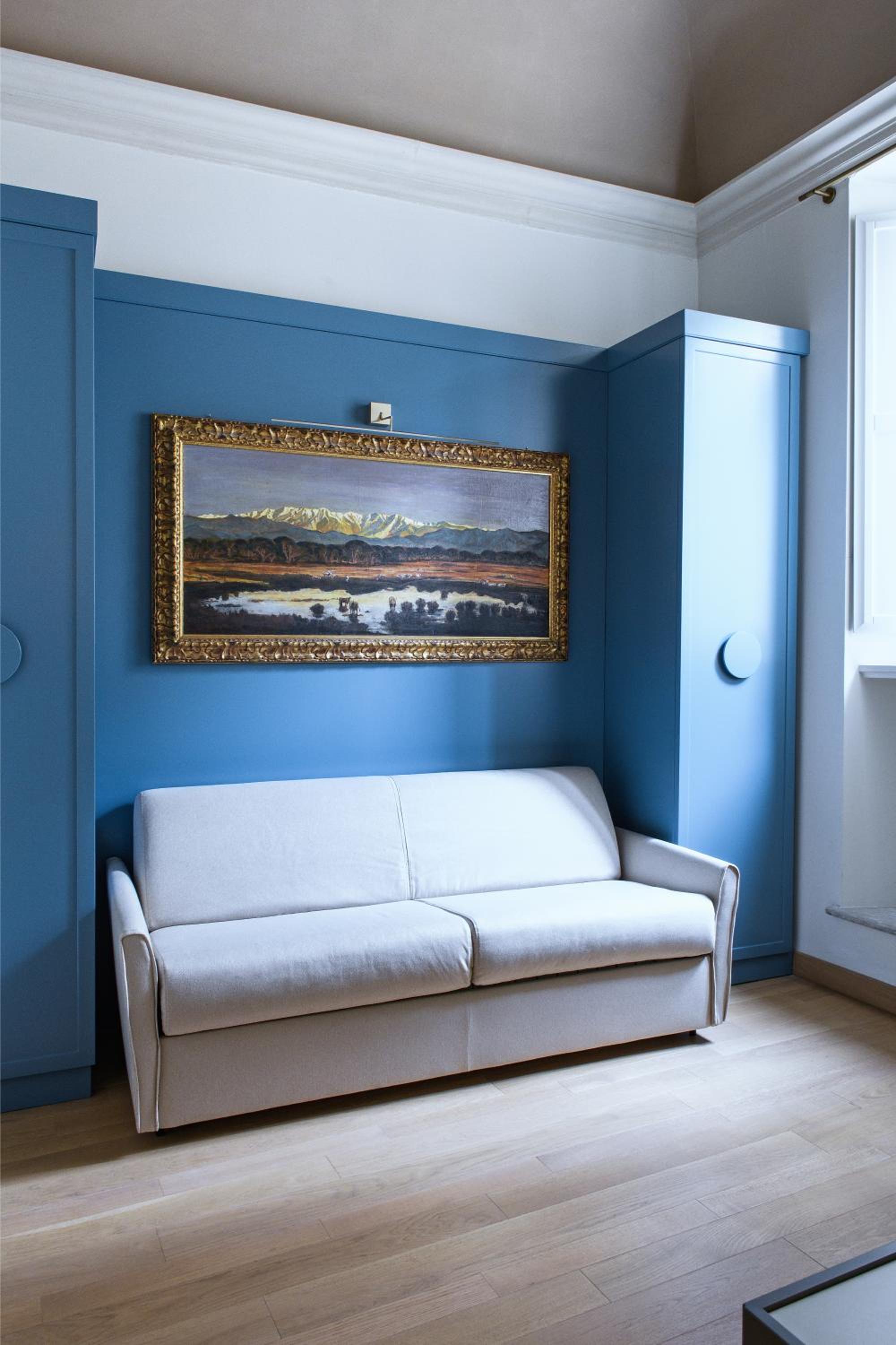 Deluxe Suite - Photo 7