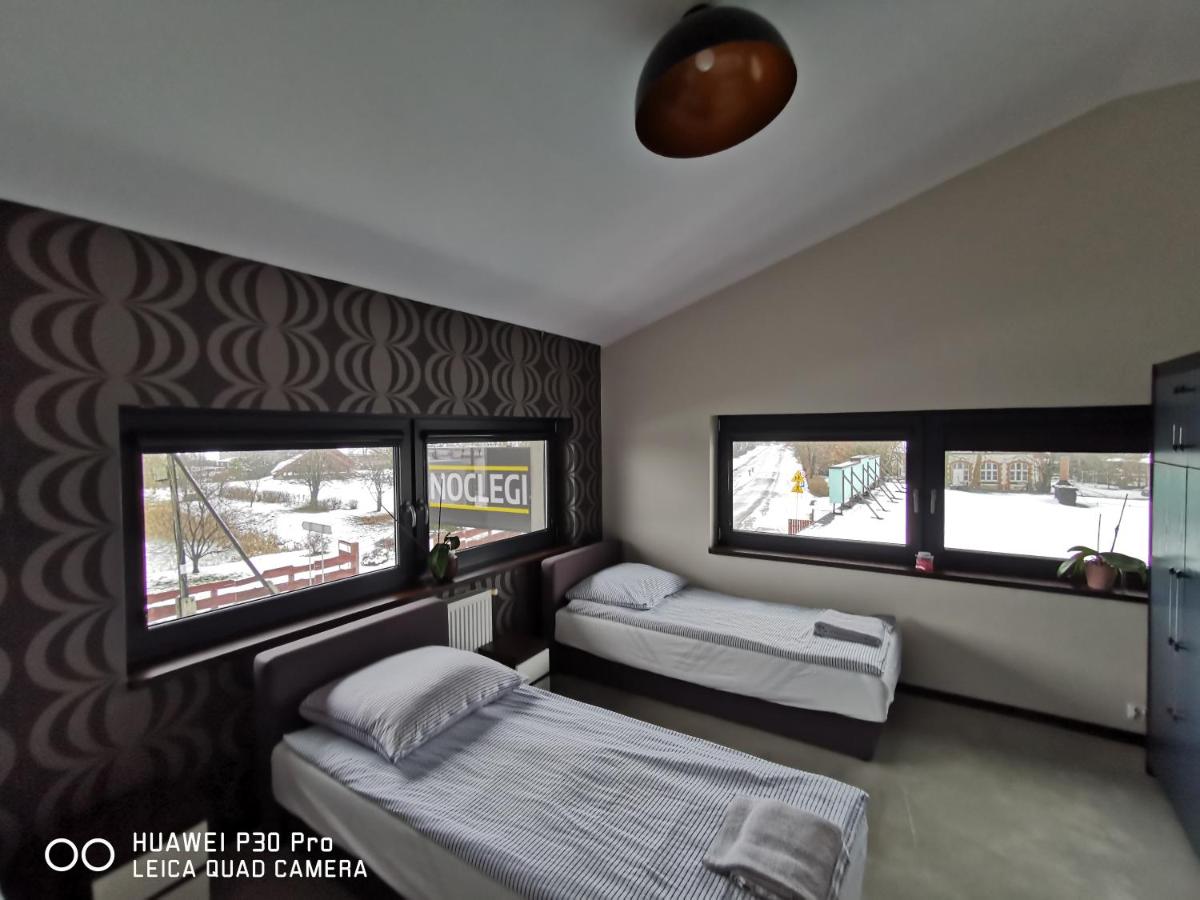 Quadruple Room with Private Bathroom - Photo 2