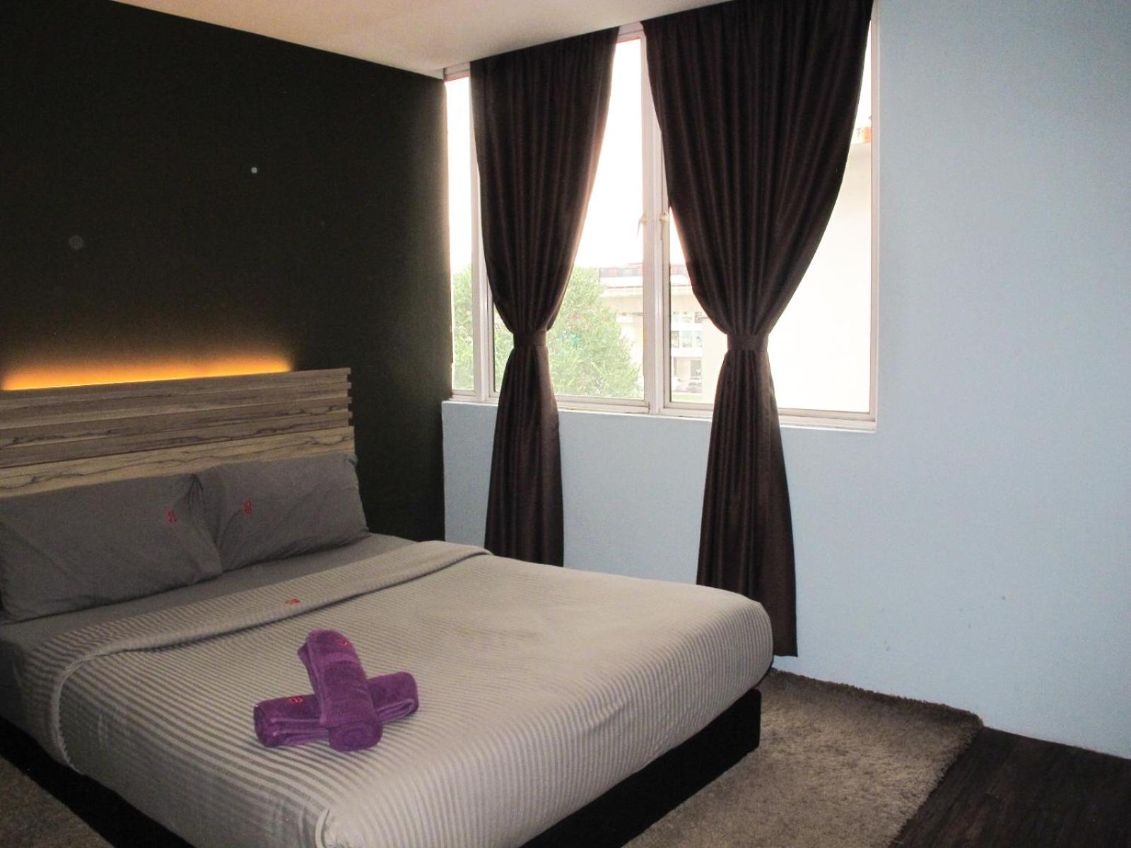 Standard Queen Room photo 2