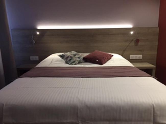Twin Room - Photo 1