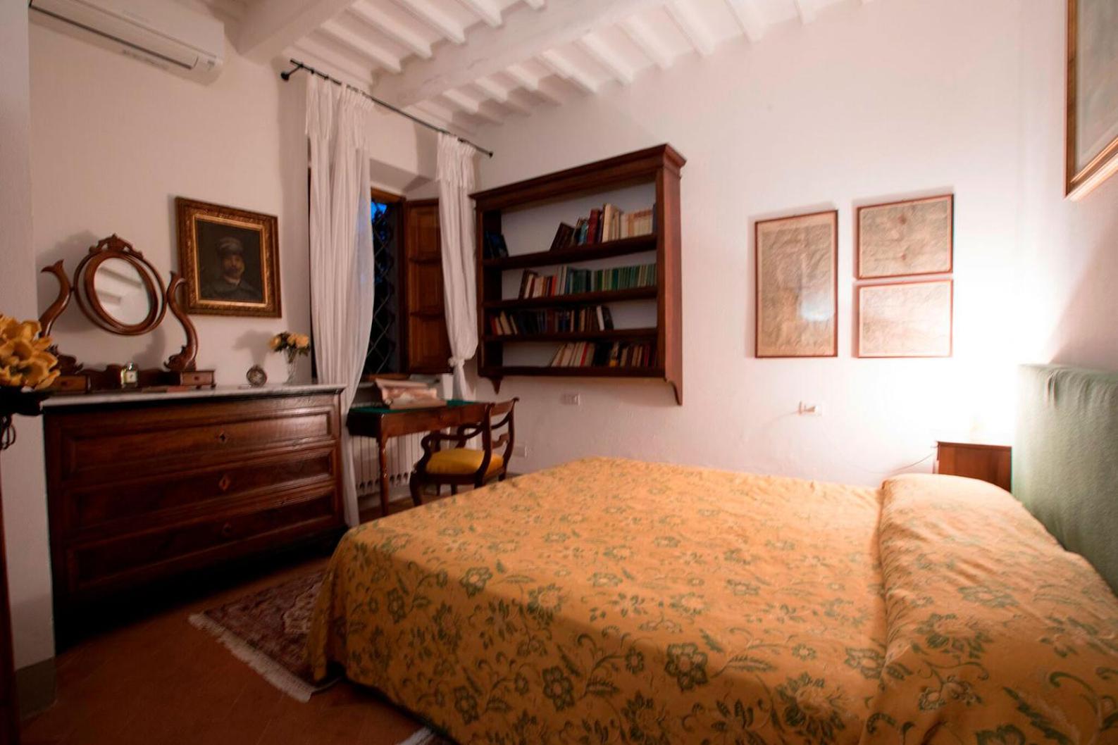 Villa photo 1