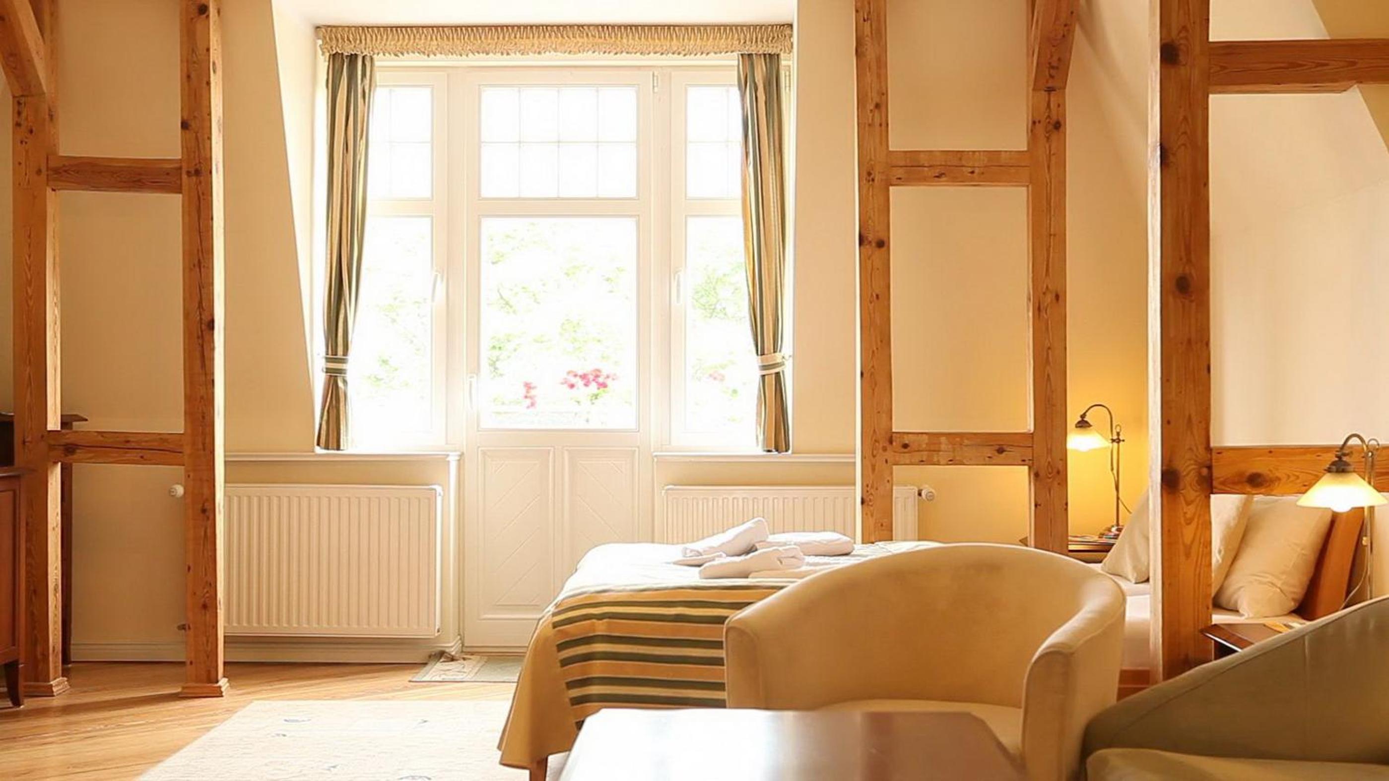 Deluxe Double Room with Balcony photo 1