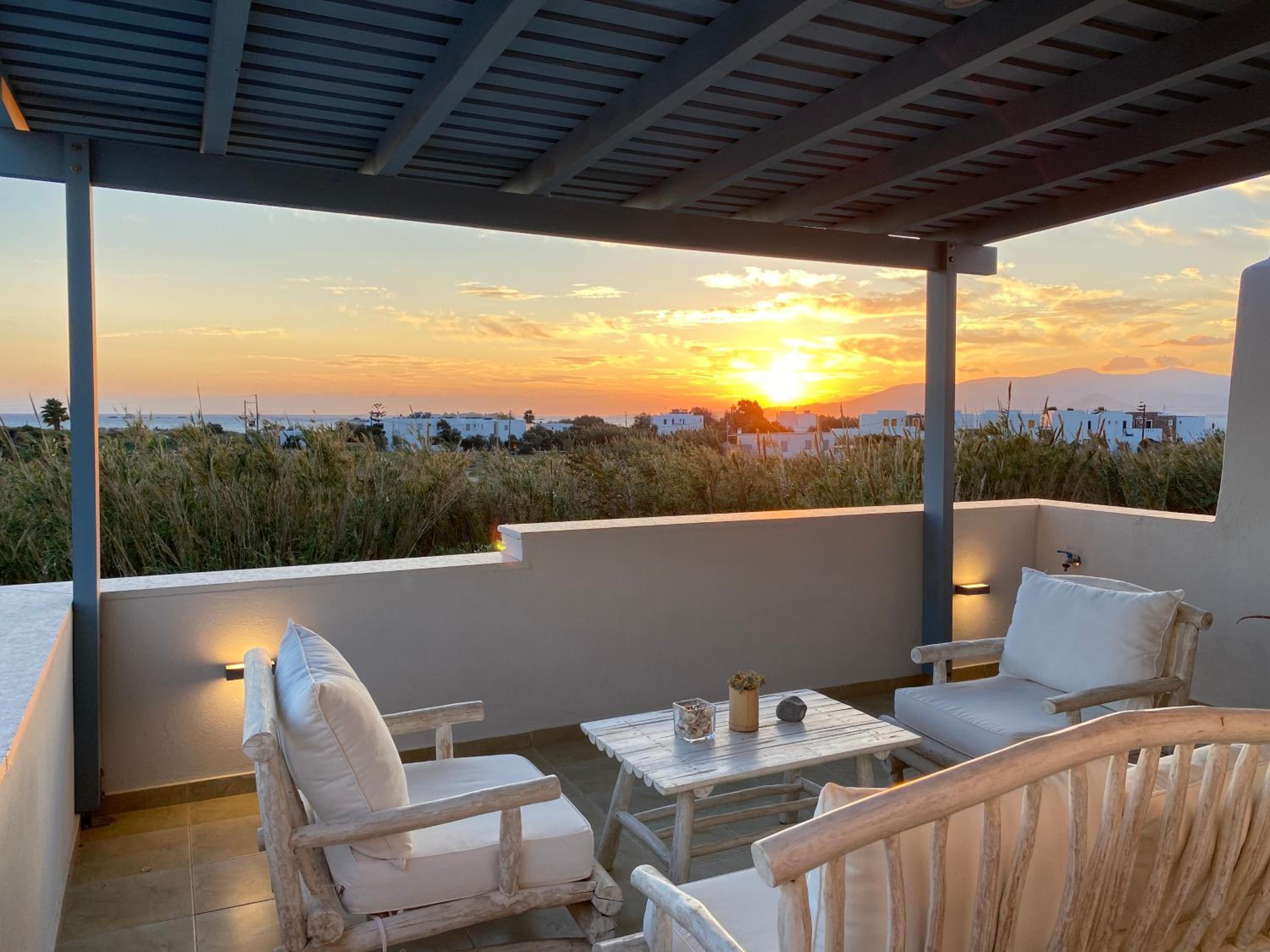 Three-Bedroom Villa photo 2