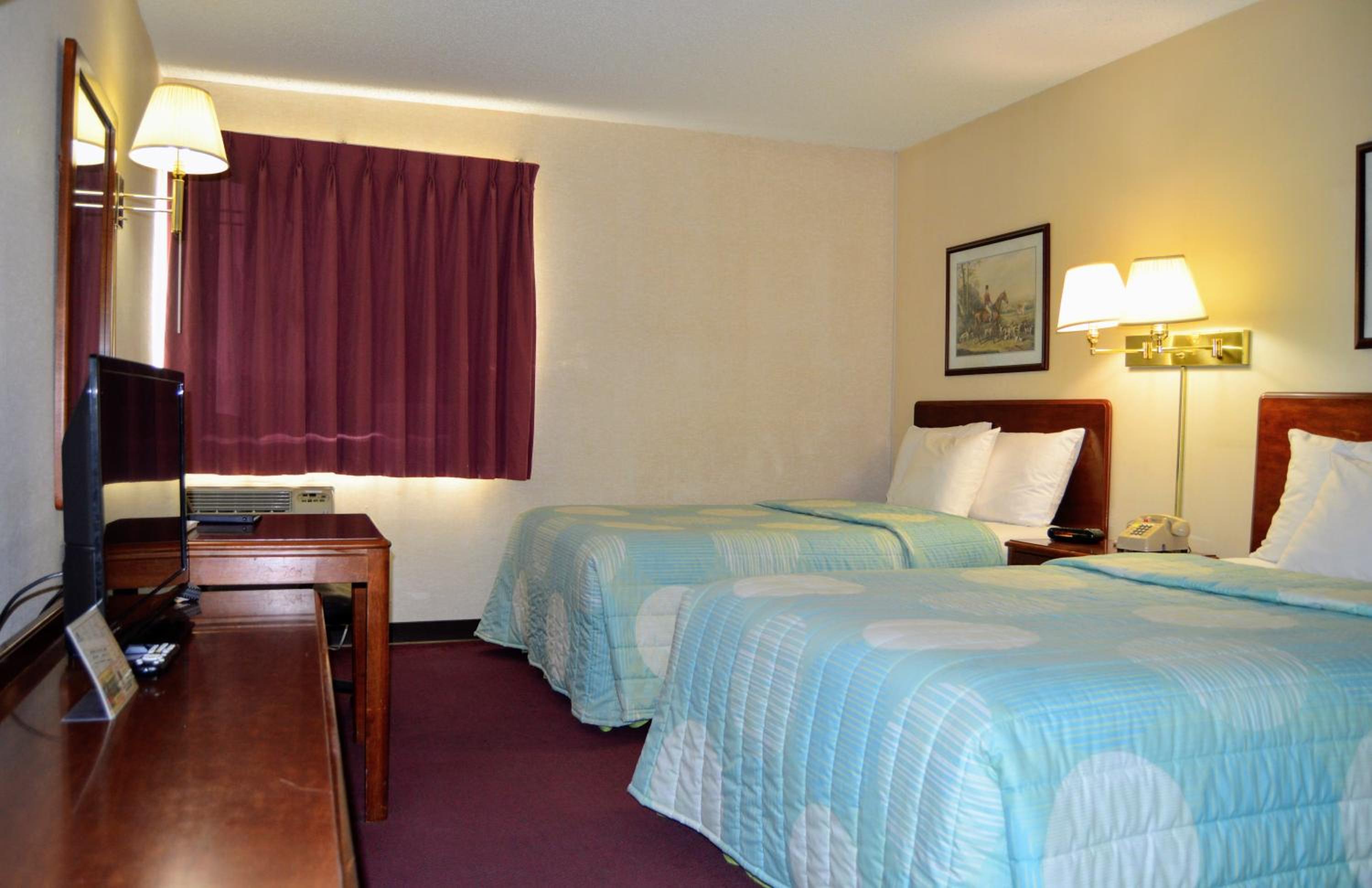 Double Room with Two Double Beds photo 1